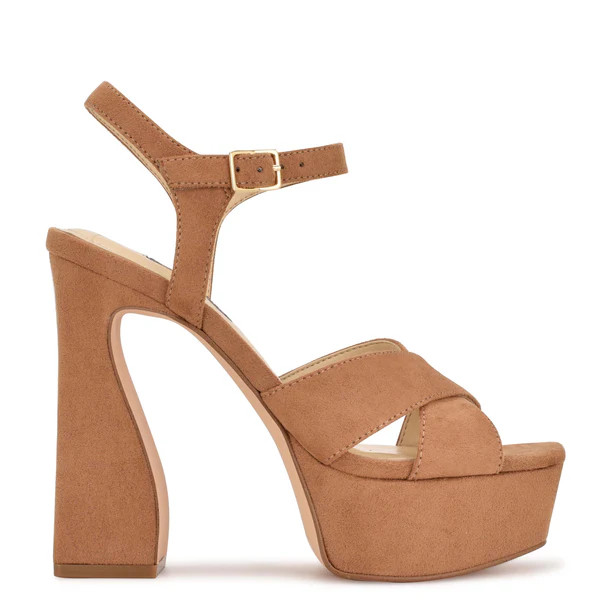 Glows Platform Sandals | Nine West (US)