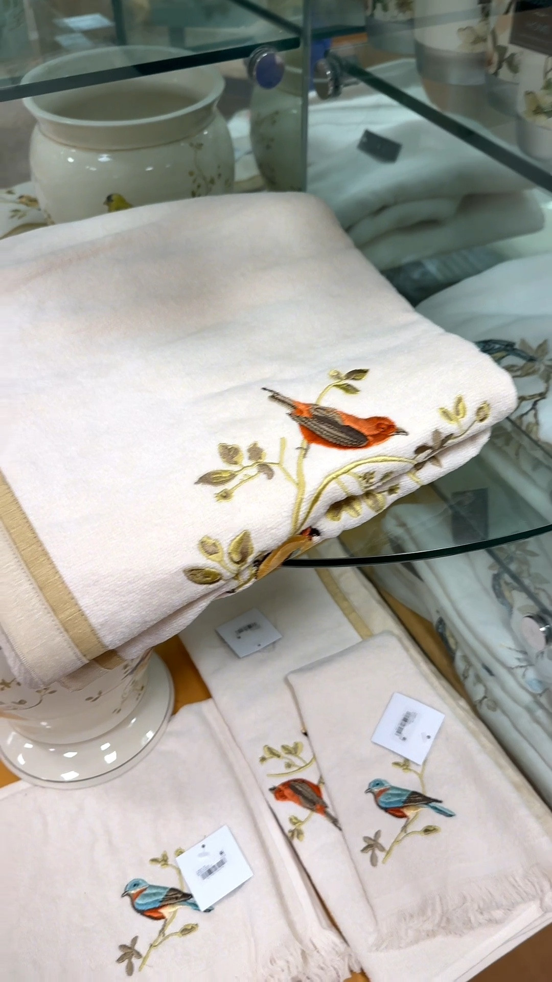 The Avanti Linen collection at Dillard’s  is stunning I’m in love with all these pieces 

#LTKHoliday #LTKCyberWeek #LTKHome