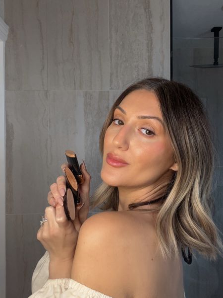 Using @elaluz to create the nicest glow! Use code LOVE25 for 25% off, including bundles. All made of clean ingredients. Sale ends 2/29  

In order: 
beauty oil 
Stick bronzer - Super Yummy Natural (darker shade), then Yummy Natural (lighter shade), then Superstar Shimmer (cheekbones and body) 
Cali Queen Face Palette - all the essential shades
Liquid bronzer shade superstar shimmer, for a subtle glow on your body 

Loved all of these! Super easy to blend. 

Clean beauty
contour 
Beauty 
Wedding guest 
Wedding 
vacation 
Date night 
Spring and summer 
Glowy makeup 
Travel makeup 
#Ad 

#LTKtravel #LTKfindsunder50 #LTKbeauty