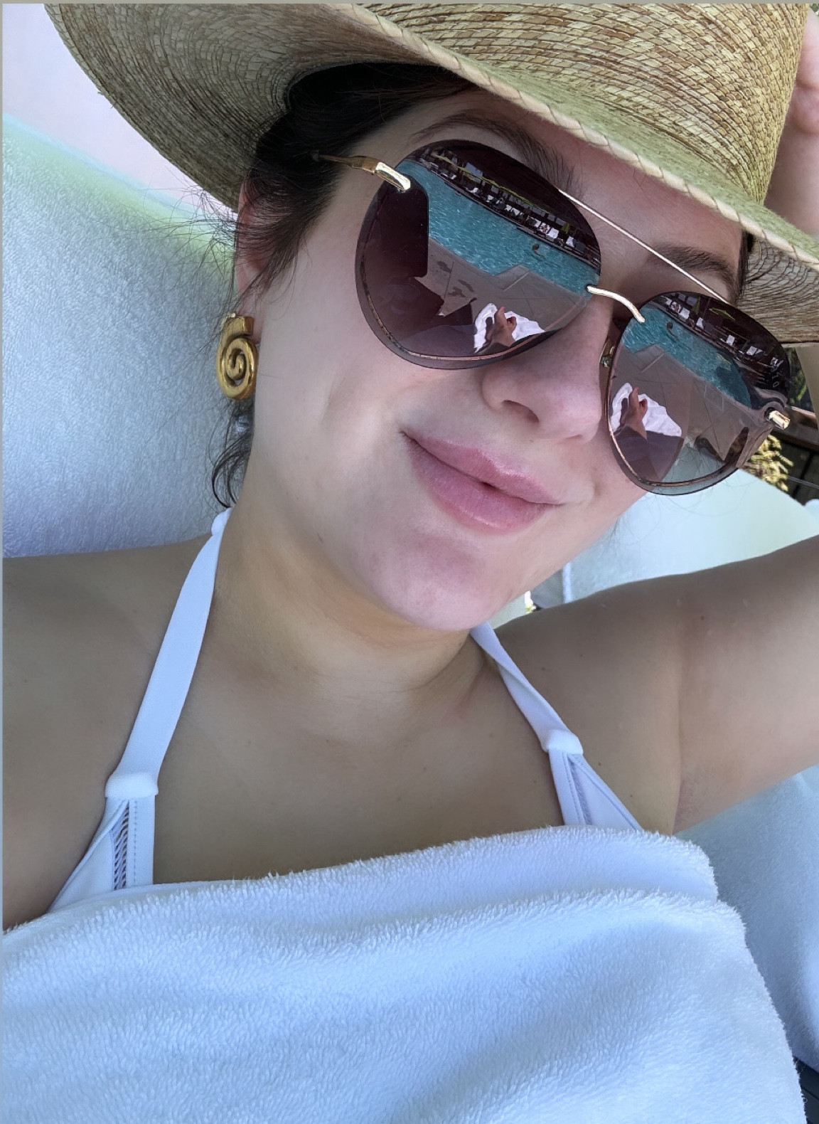 Favorite resort sunnies and sun hat!! I Literally wear this hat on every vacation!

#LTKSwim #LTKTravel #LTKFindsUnder100