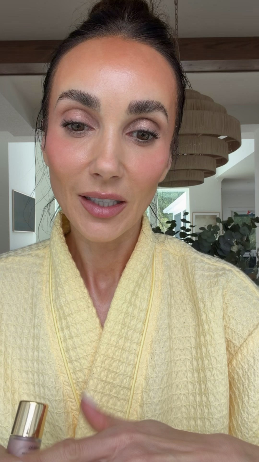 My new blush combo, Hourglass blush and highlighter (shades: scene and divine).

mature skin friendly makeup tips, blush for mature skin, makeup over 40, annabrstyle

#LTKBeauty #LTKOver40