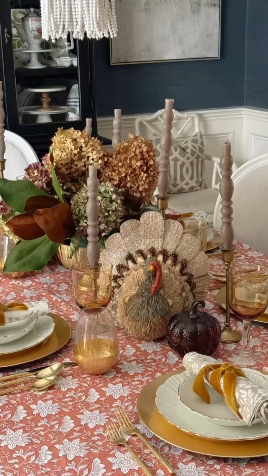 Setting my Thanksgiving table


#LTKSeasonal #LTKHoliday