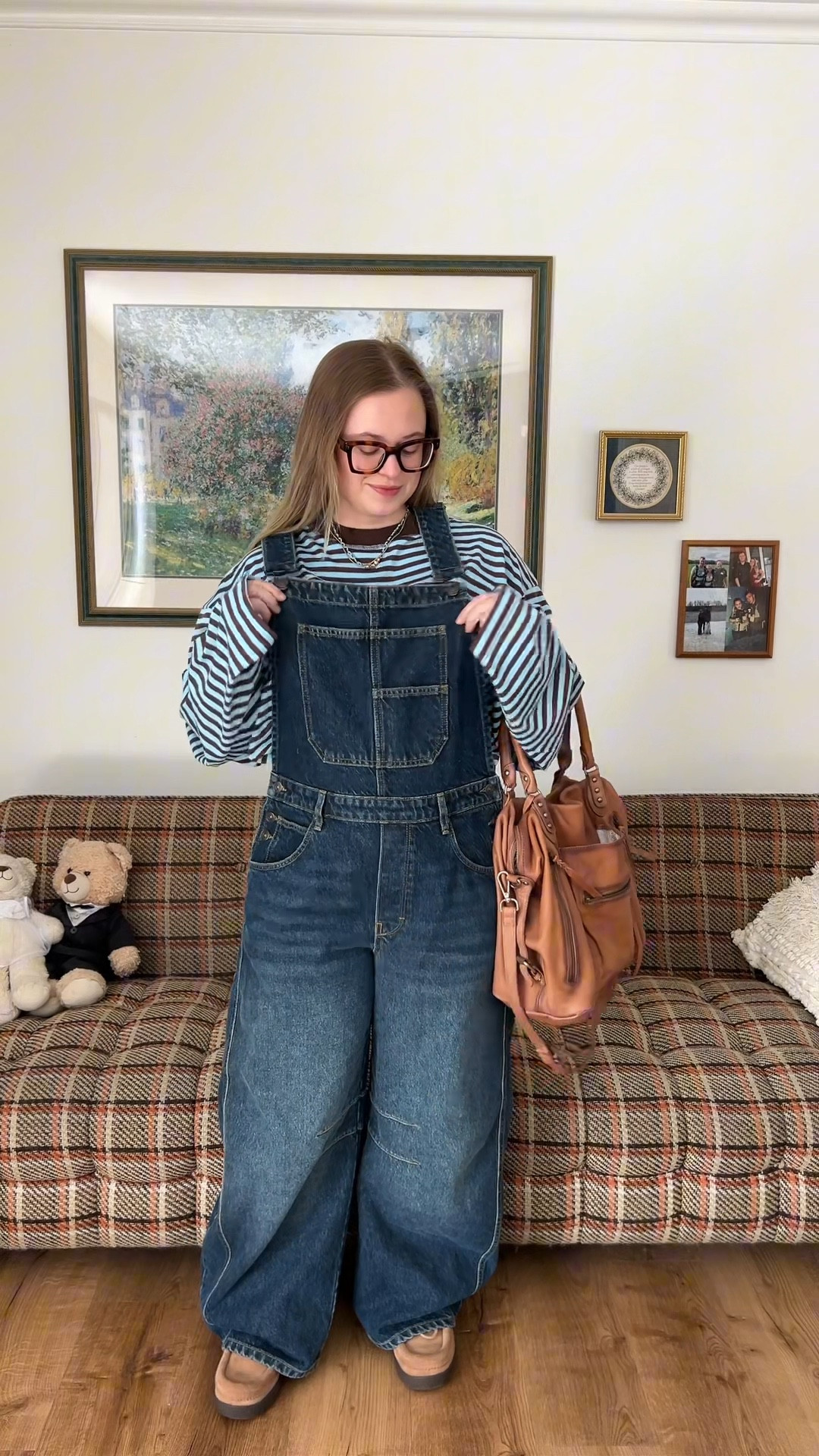 Get dressed with me as a size 12 ~ 5’1 girlie 🦋🌊💙

@Free People @Princess Polly @'Ôrəbella @Warby Parker @Manitobah @target @OOFOS 

#getdresswithme #size12fashion #ootd #gdwm #getdressedwithjolene 

Barrel overalls 
Overalls outfits 
Free people overalls 
Good luck barrel overalls 
Striped tee 
Baggy striped tee 
Baggy outfits 
Baggy overalls 
Emerson tote 
Emerson tote bag 

#LTKMidsize #LTKgrwm #LTKootd