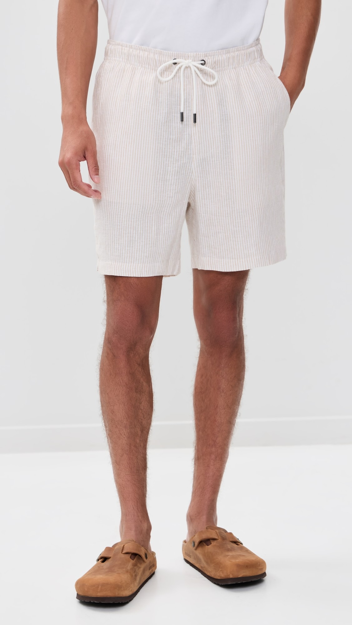 Classic Pull On Linen Shorts 6" | Shopbop
