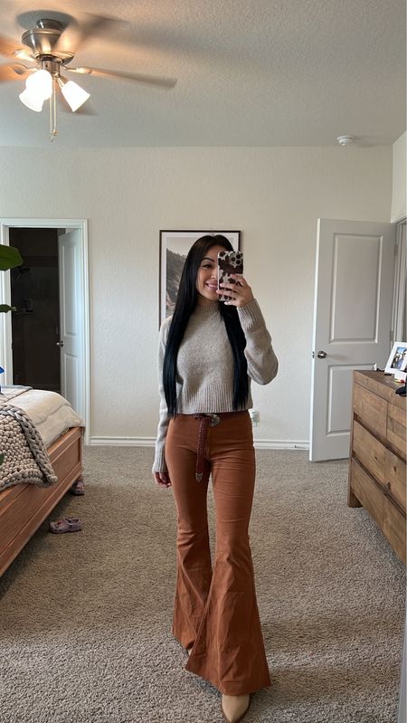 Fall outfit
Fall fit inspo
Cozy chic
Fall vibes 
Bell bottoms 


#LTKfindsunder50 #LTKSeasonal