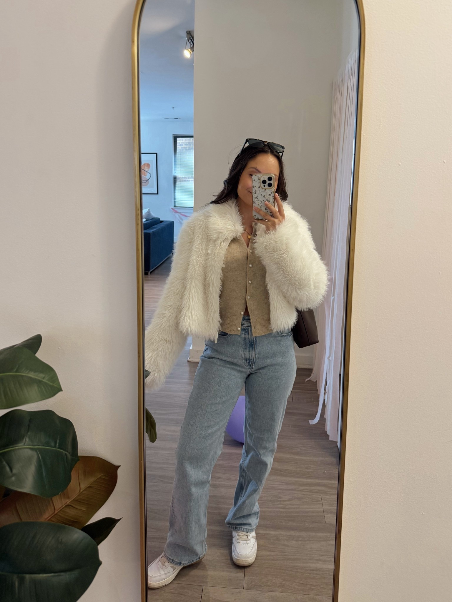 jacket - XS,
sweater - XS,
jeans 24 short

#LTKPetite #LTKgrwm #LTKootd