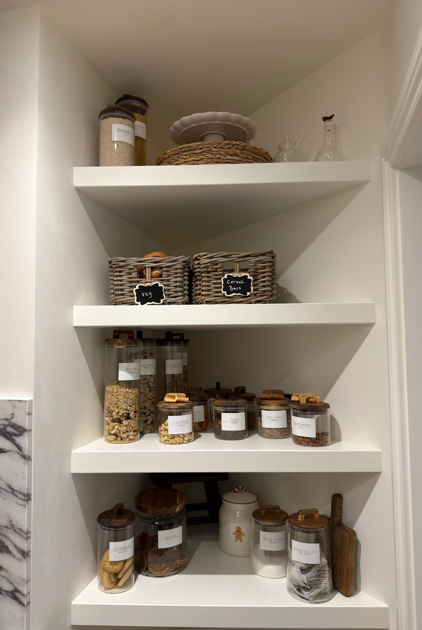 Pantry and kitchen organisation 

#LTKhome