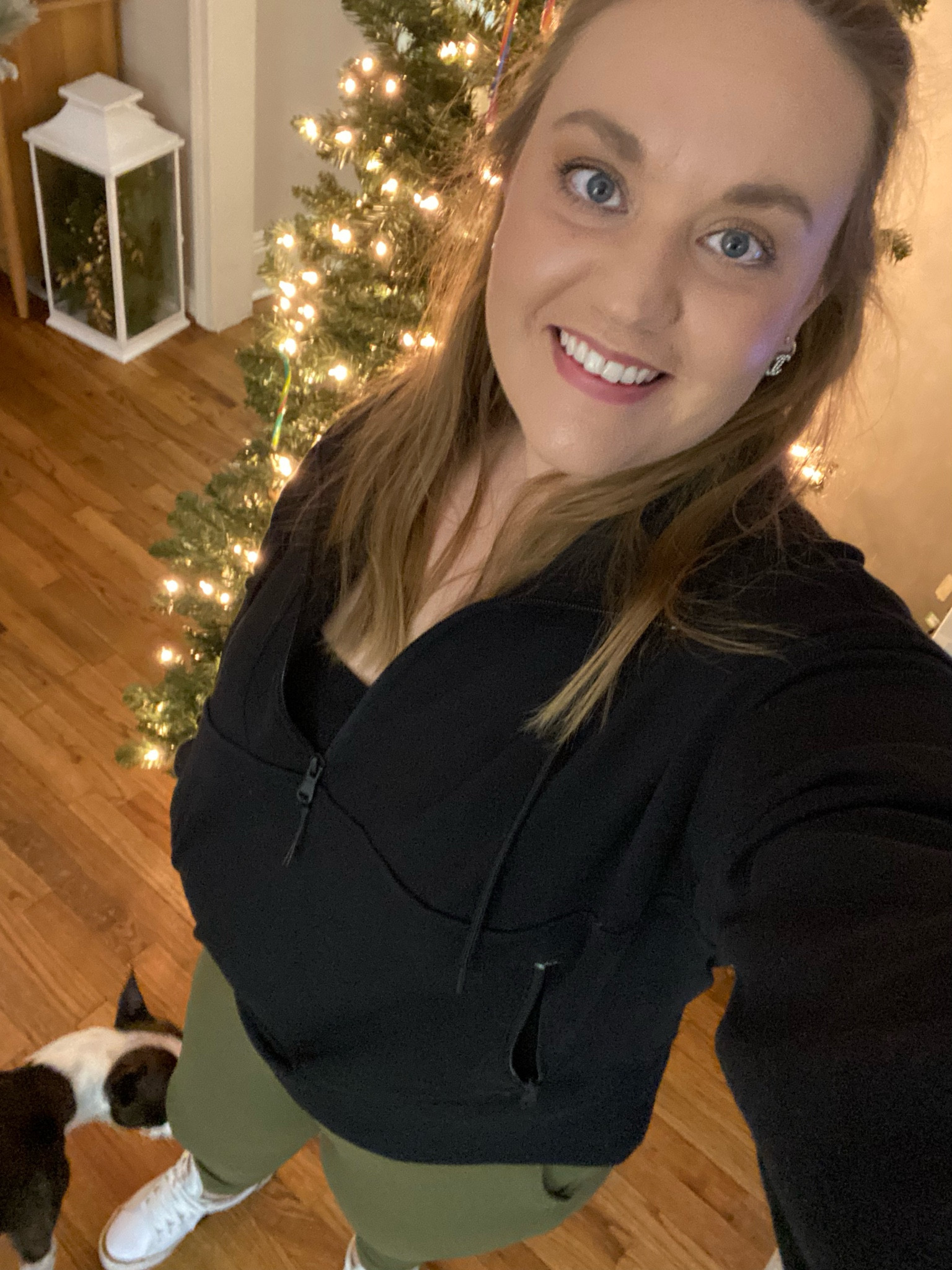 Athleisure, loungewear, lounge,
 travel outfit, old navy, dynamic fleece,
Fall style, half zip jacket, 

#LTKFitness #LTKTravel #LTKFindsUnder50