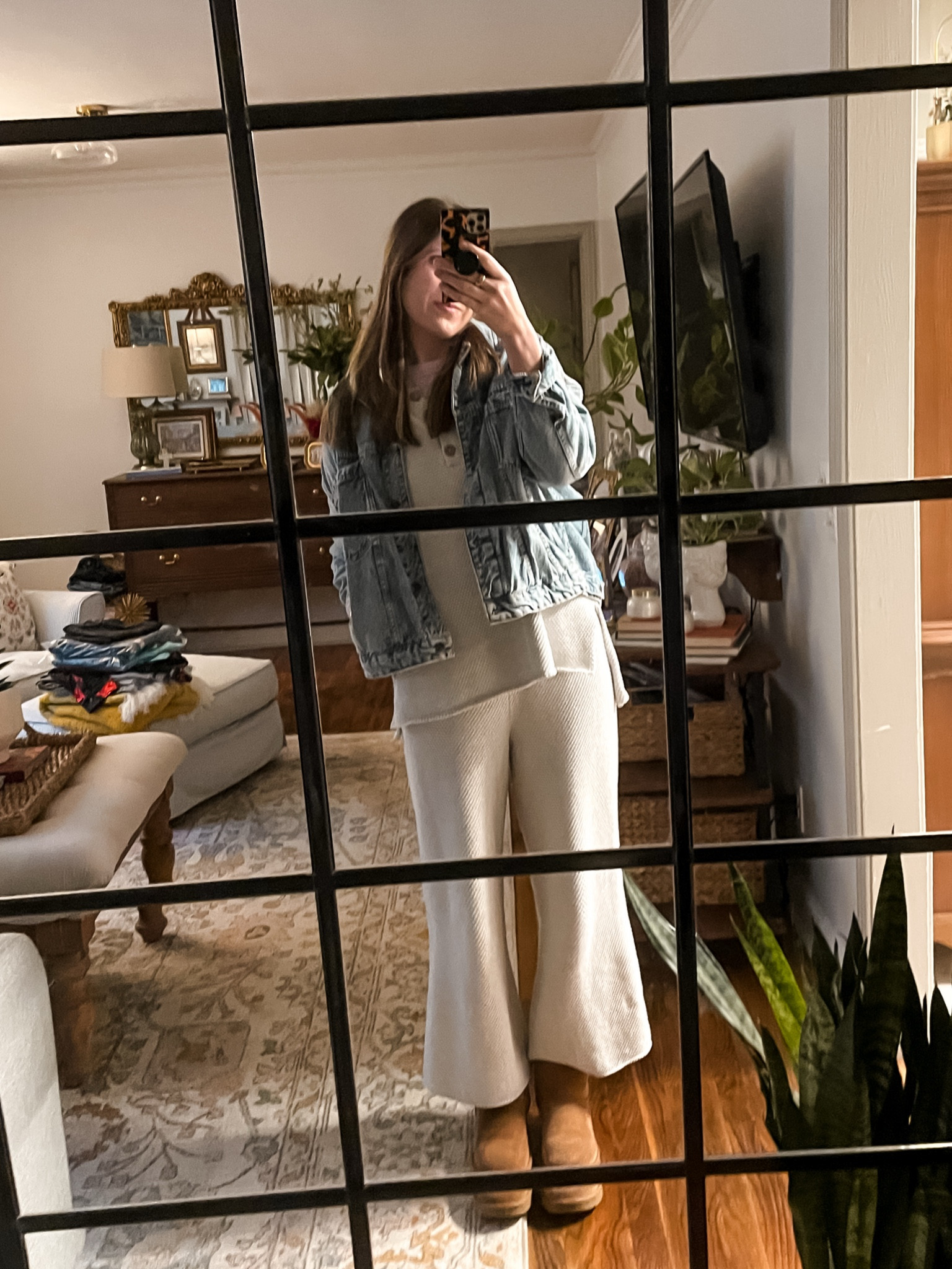 cold mondays = Hailee Sweater Set!

#freepeopleset #matchingsets #loungewear #denimjacket

#LTKStyleTip #LTKFindsUnder100 #LTKMidsize