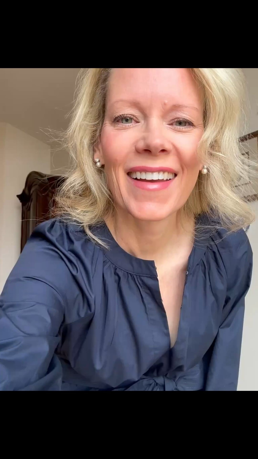 One of my favorite Amazon designer dupes!!  This dress is super well-made, comes in tons of colors and washes and wear really well. I ended up giving it to my daughter to wear to her internship this summer and she loved it as well. It runs true to size.

#LTKFindsUnder50 #LTKWorkwear #LTKStyleTip