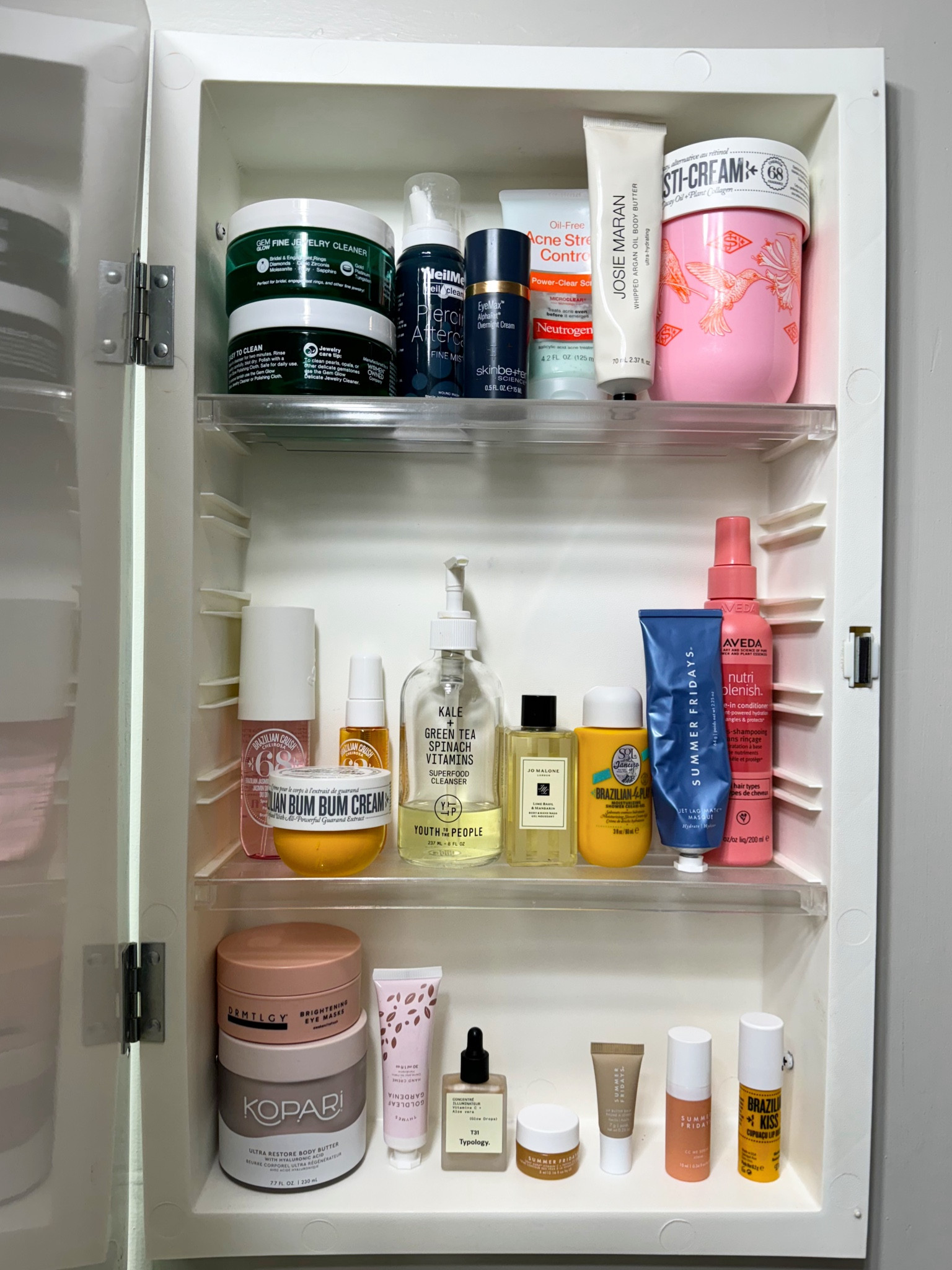 Shop my shelf! These are my go to, most used & complimented products! Some high end, and some more affordable. Splurge on yourself this Valentine’s Day! Enjoy 💌🥰

#LTKGiftGuide #LTKbeauty #LTKSpringSale