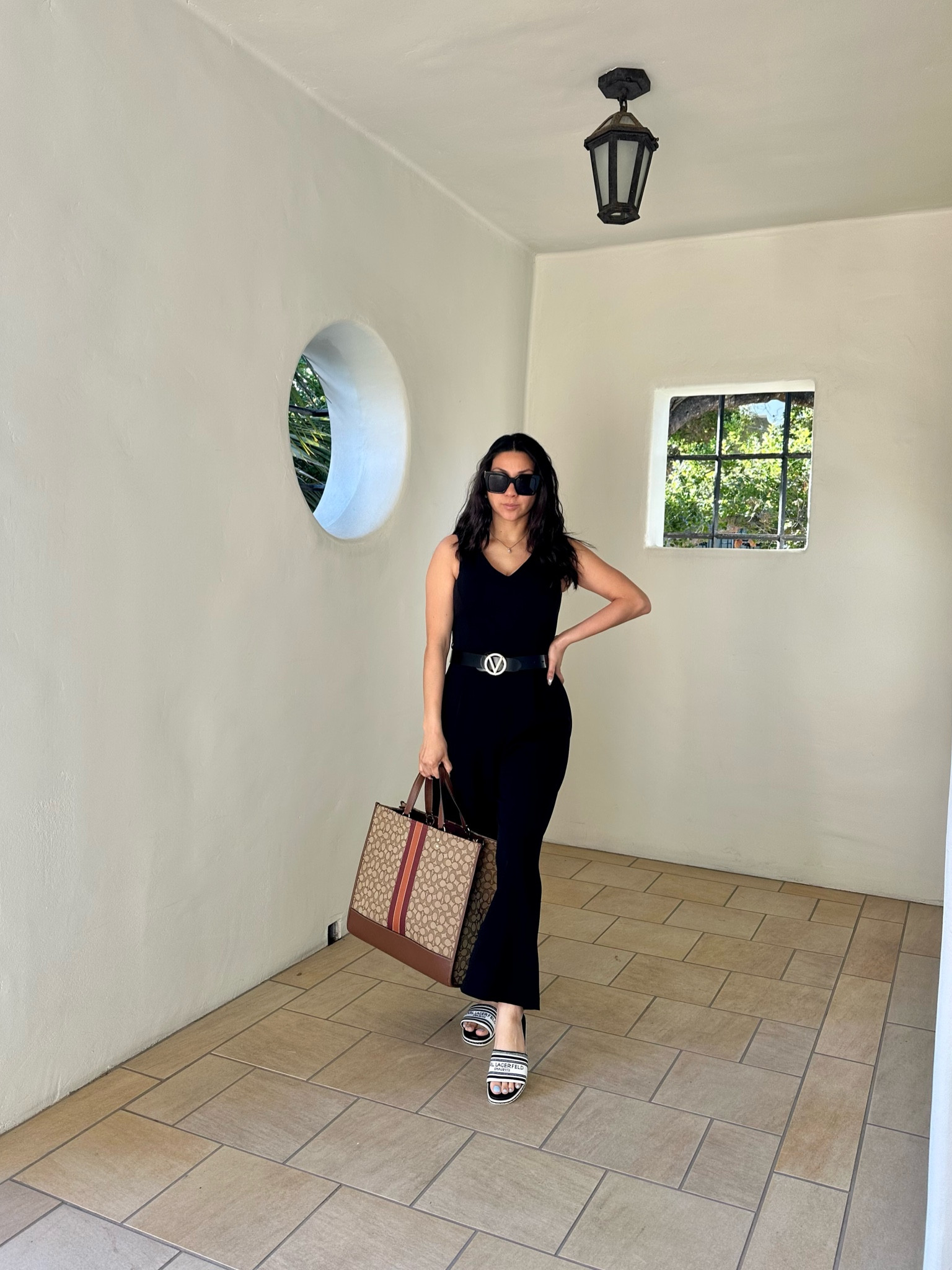 Casual look 🤗 wearing : Jimmy Choo sunglasses 

#LTKbeauty #LTKstyletip #LTKsalealert