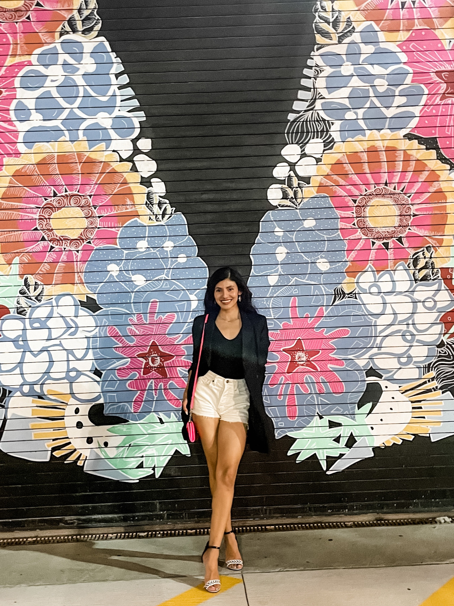 Black & white with a pop of color! 🖤🤍💗  🦋 

#LTKshoecrush #LTKFind #LTKstyletip