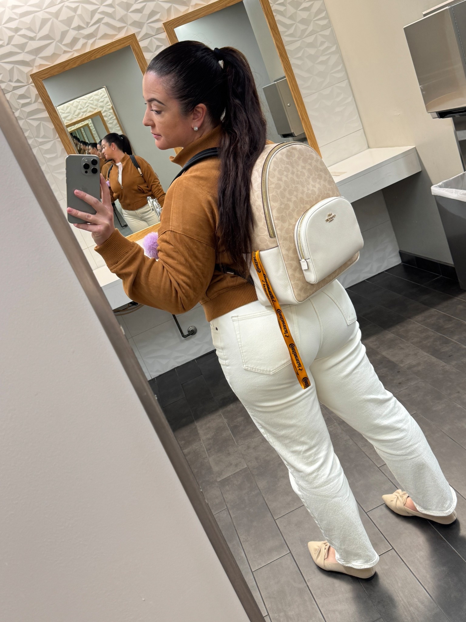 Best laptop backpack 🎒 for work 

#LTKSaleAlert #LTKWorkwear #LTKMidsize