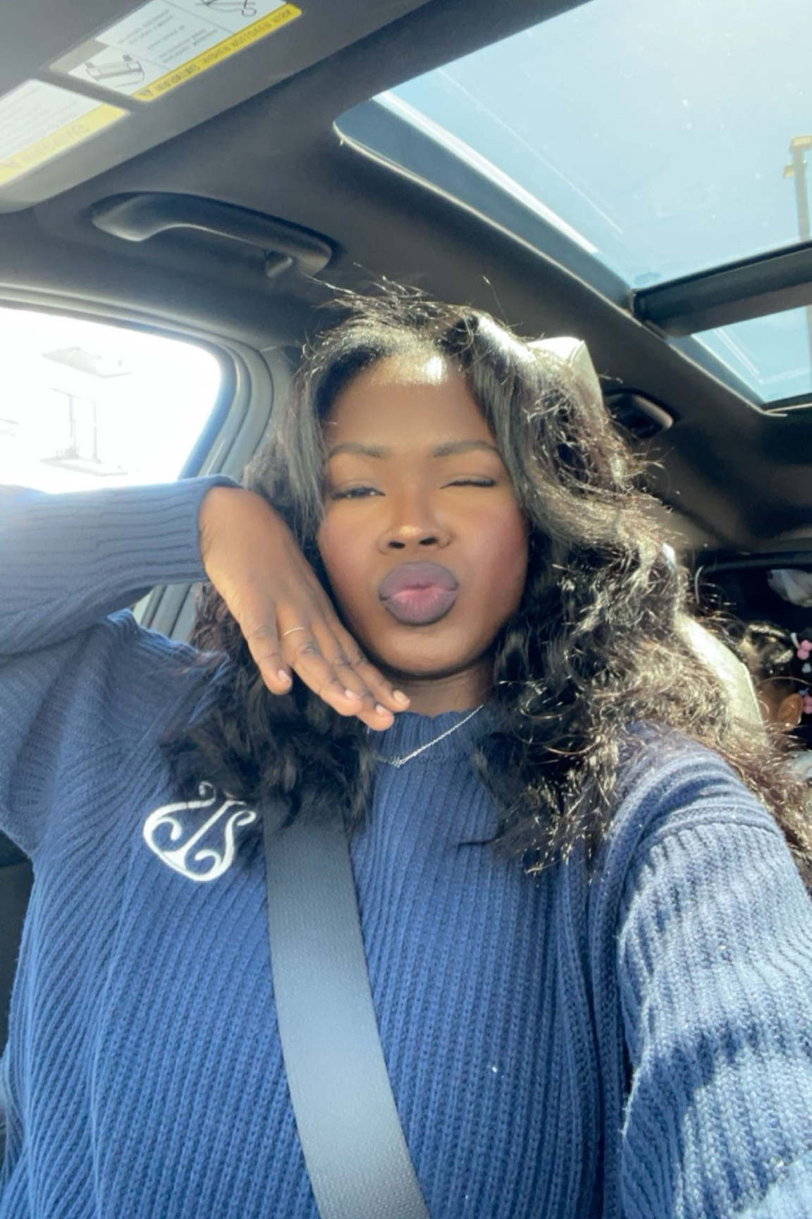 I love this sweater 🥰 #outfit 

#LTKActive #LTKFamily #LTKBeauty