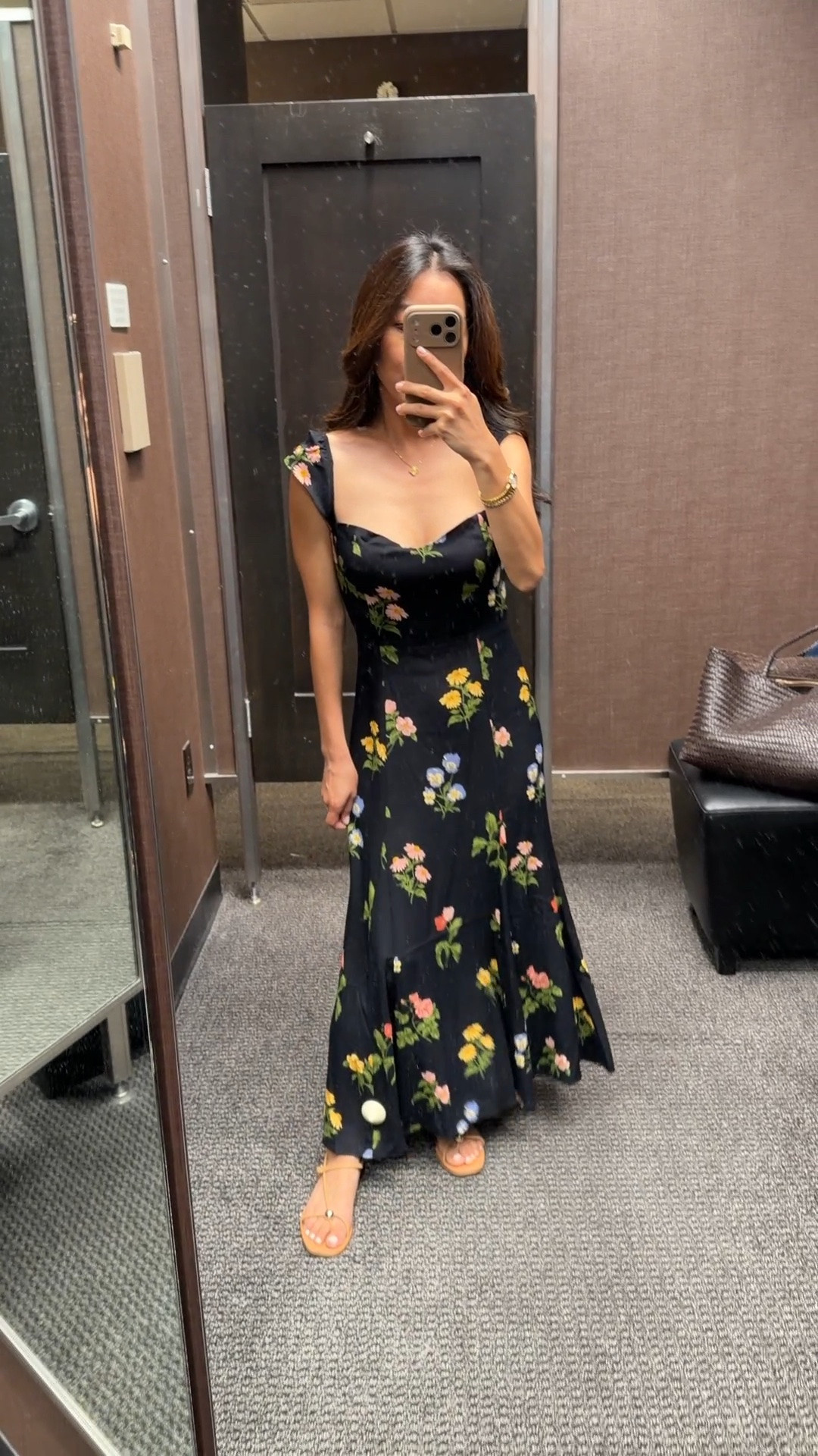 Trying on Nsale reformation dress size 0. Slender fit and petite friendly. Fitted at my waist . Lightweight fabric with minimal stretch. Would wear with nippies or no bra needed 

Loeffler Randall sandals 5.5
