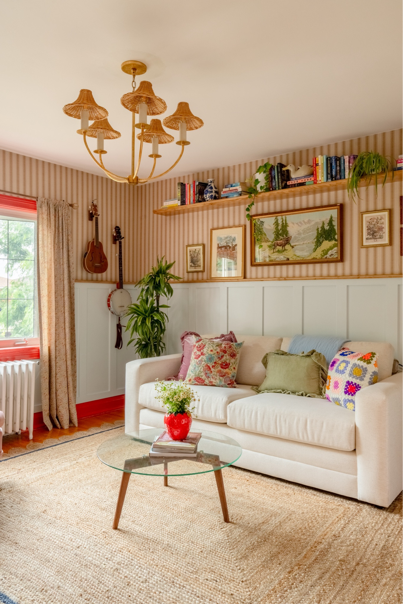 Eclectic Living Roomm

#LTKStyleTip #LTKFindsUnder100 #LTKHome