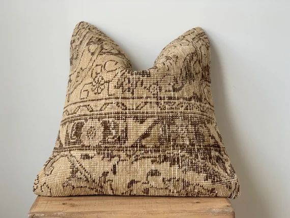 ARIADNE Pillow  Turkish Kilim Pillow Cover  Vintage  - Etsy | Etsy (US)