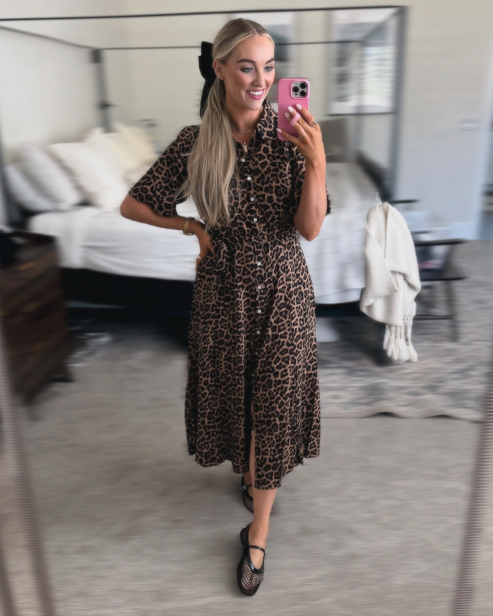 sunday best 🖤

church outfit, church dress, modest dress