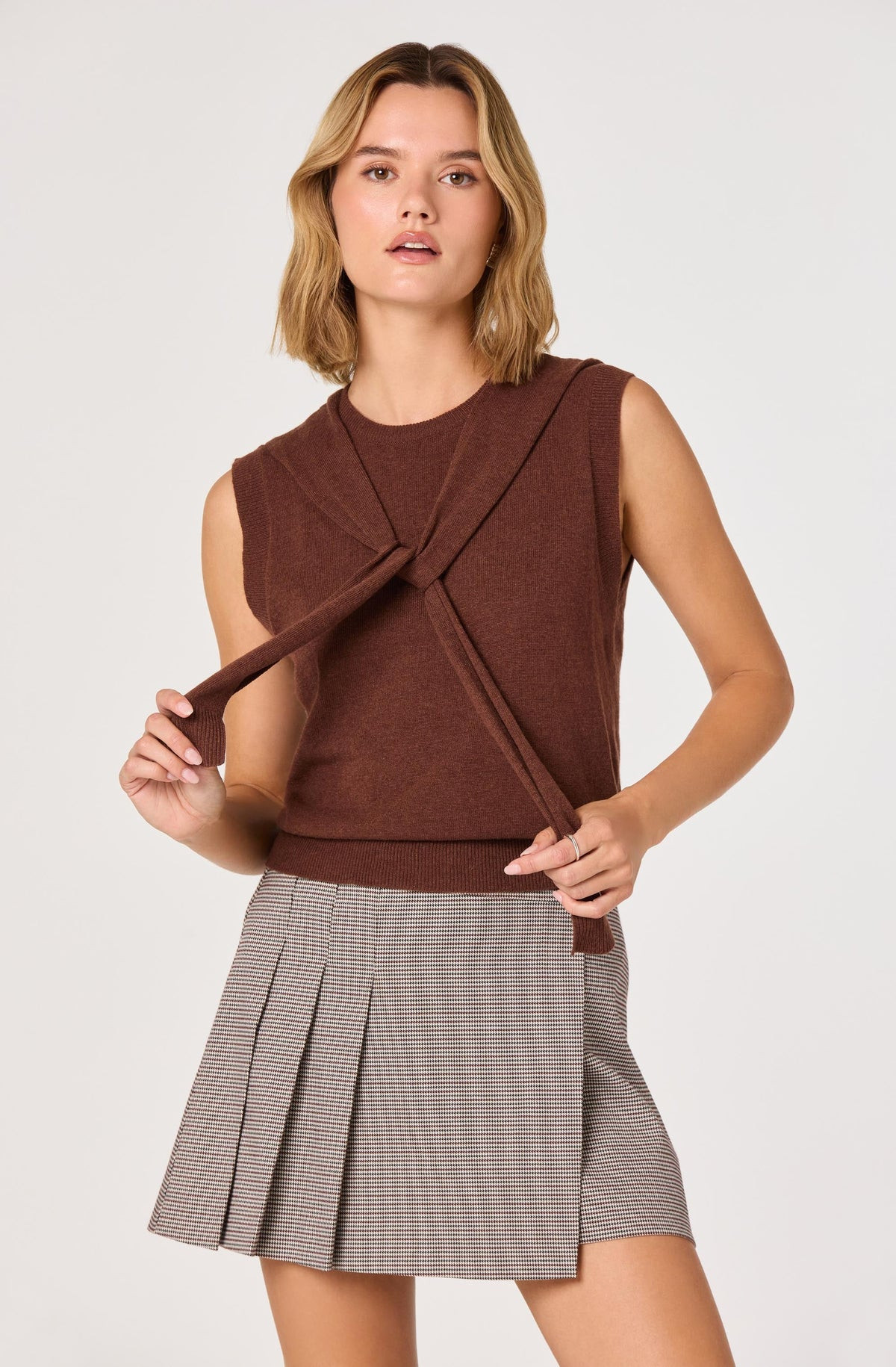 Sleeveless Layered Scarf Sweater | ASTR The Label (US)