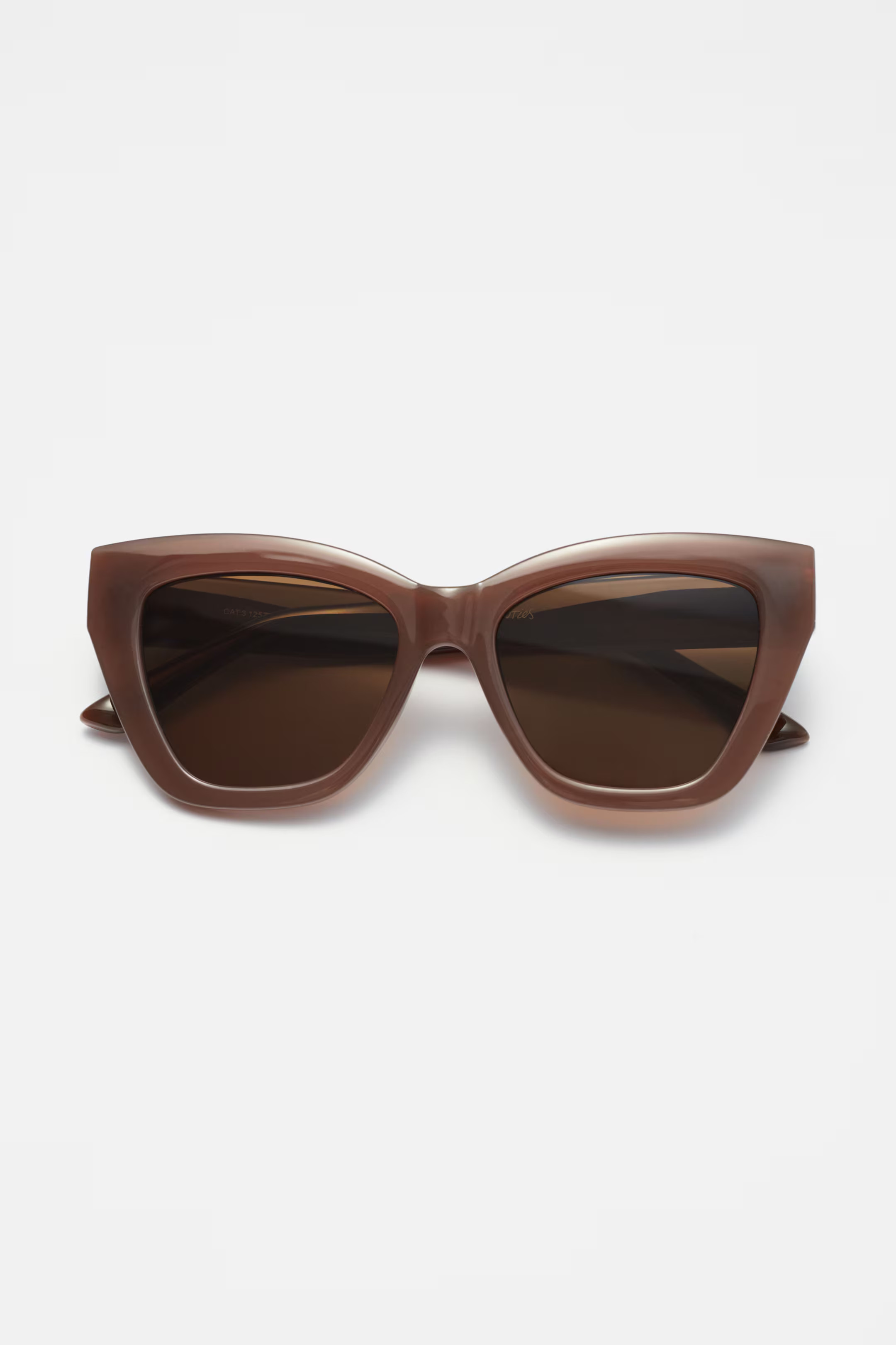 Cat Eye Sunglasses | H&M (UK, MY, IN, SG, PH, TW, HK)