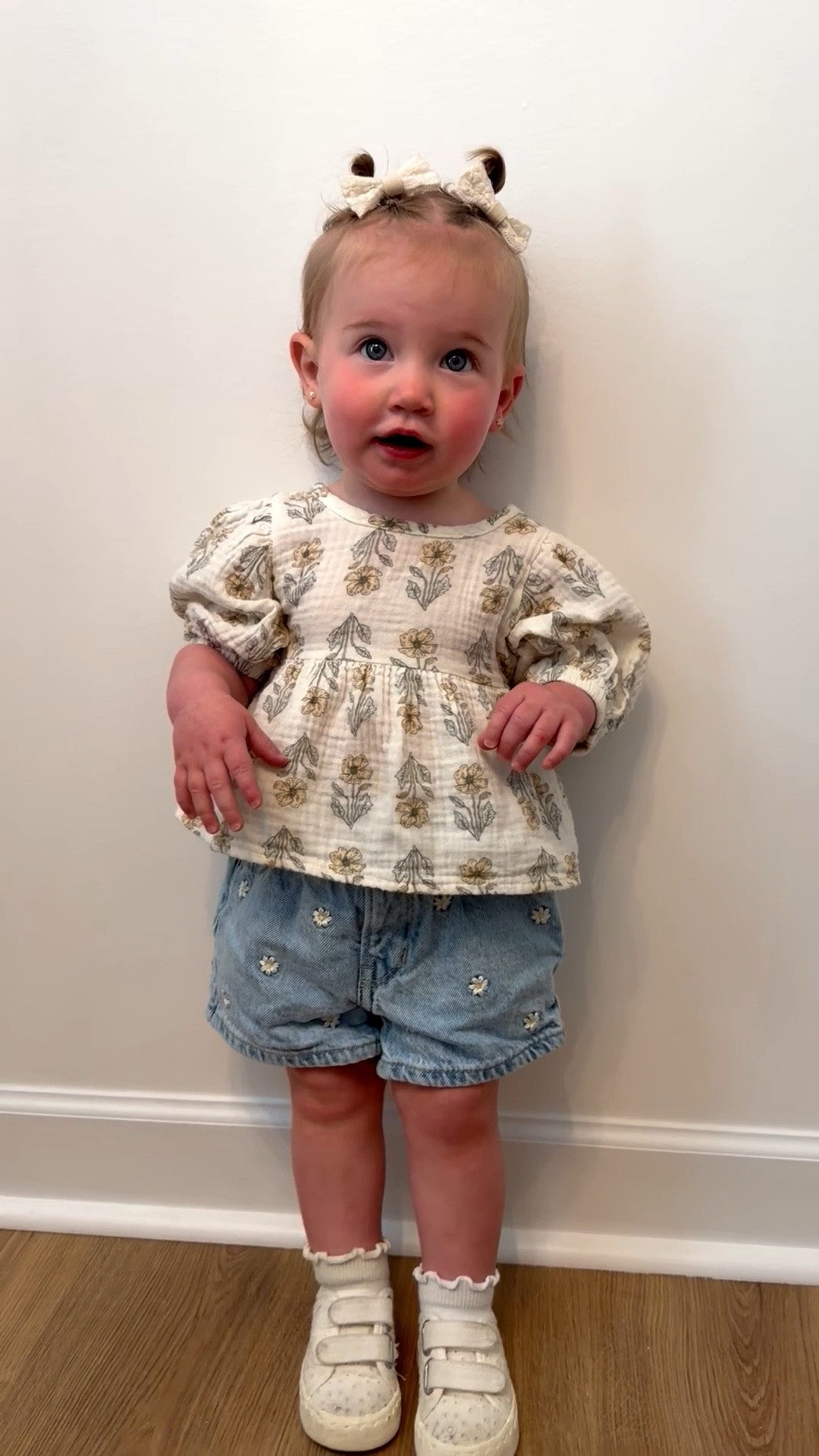 | baby and toddler girl spring outfits | toddler jean shorts | warm weather outfits | floral sets | 

#LTKootd #LTKBaby #LTKKids