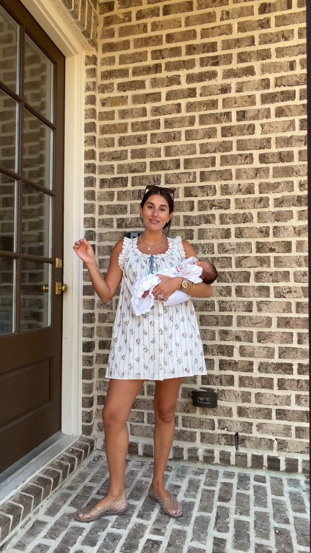 First postpartum ootd! Wearing an xxs in the dress and I’m 5’2” for reference!

#LTKmomlife #LTKootd #LTKBaby