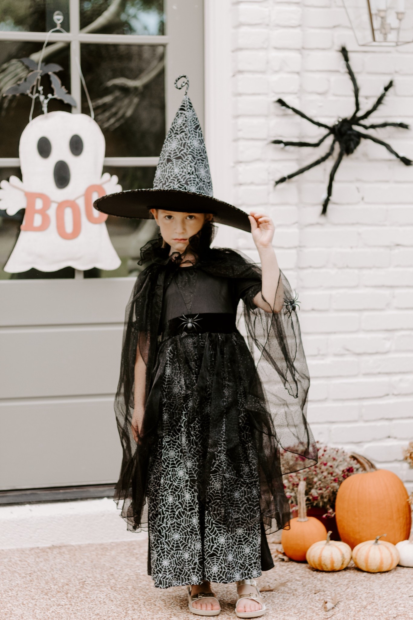 Costumes are back and we’re so excited. This witch costume was so fun!

Halloween / costumee

#LTKSeasonal #LTKKids