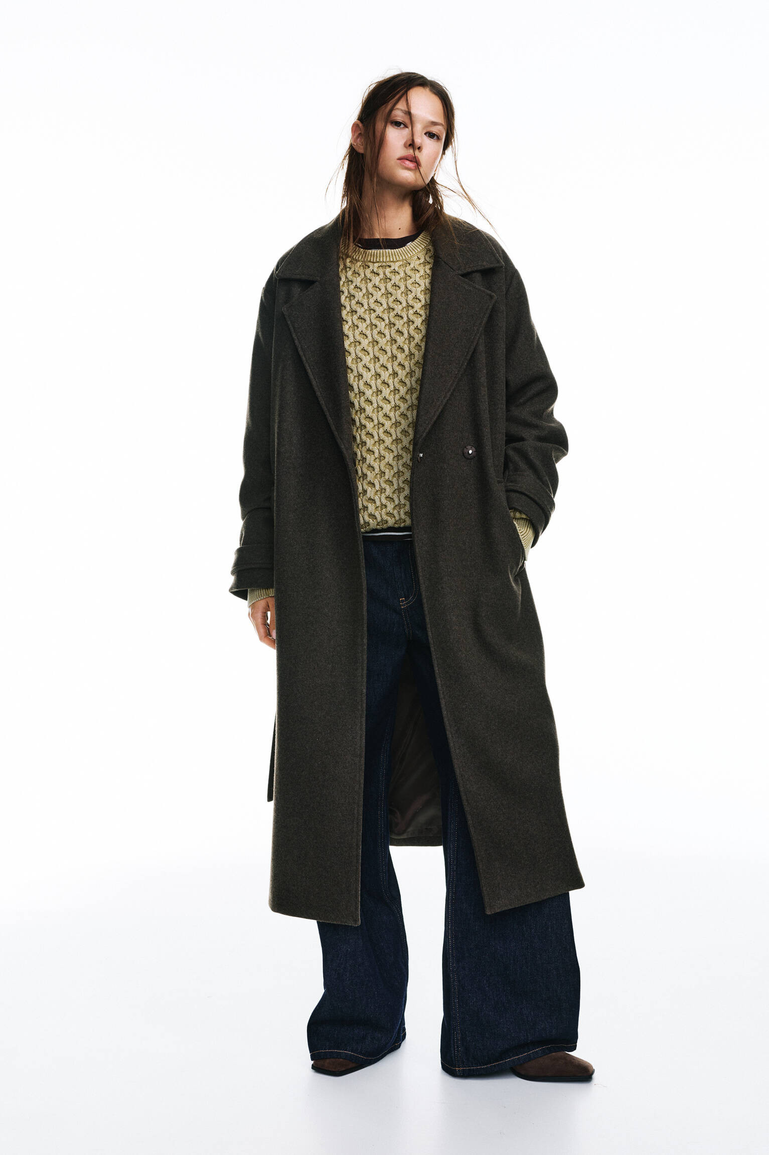 Langer Mantel aus Lodentuch mit Gürtel - PULL&BEAR | PULL and BEAR DE