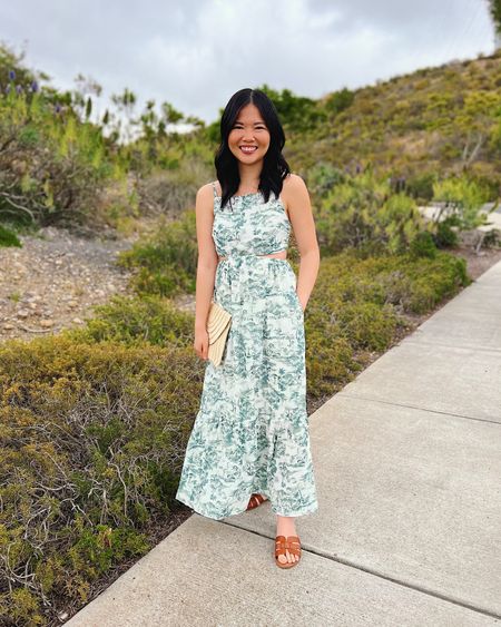 Green floral dress (Keith pockets (XSP)
Straw clutch
Brown sandals (TTS)
Abercrombie dress
Vacation dress
Summer dress

#LTKStyleTip #LTKSeasonal