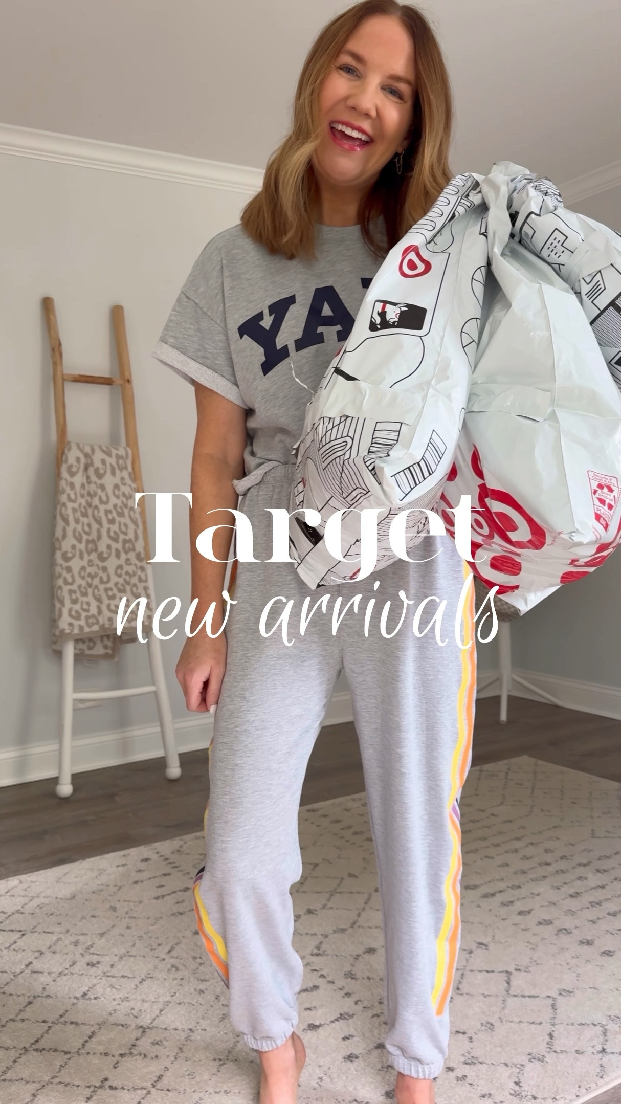 🎯It’s #targettuesday and you know what that means!


For reference, I’m 5’7” and about 135lbs and here are my sizes:
Yale sweatshirt medium 
side striped joggers medium 
Boxers medium 
Wide leg jeans size 4
Ribbed top medium 
Ribbed pants small
Gauze top medium 
Gauze pants medium 
Striped tee medium 
Cargo joggers medium 

Target haul, target unboxing, target outfit, fall outfit 2024, matching set, gauze set, loungewear, neutral aesthetic, athleisure outfit, casual outfit idea, mom ootd, over 40 fashion, what to wear, how to style, affordable fashion

#LTKStyleTip #LTKOver40 #LTKVideo