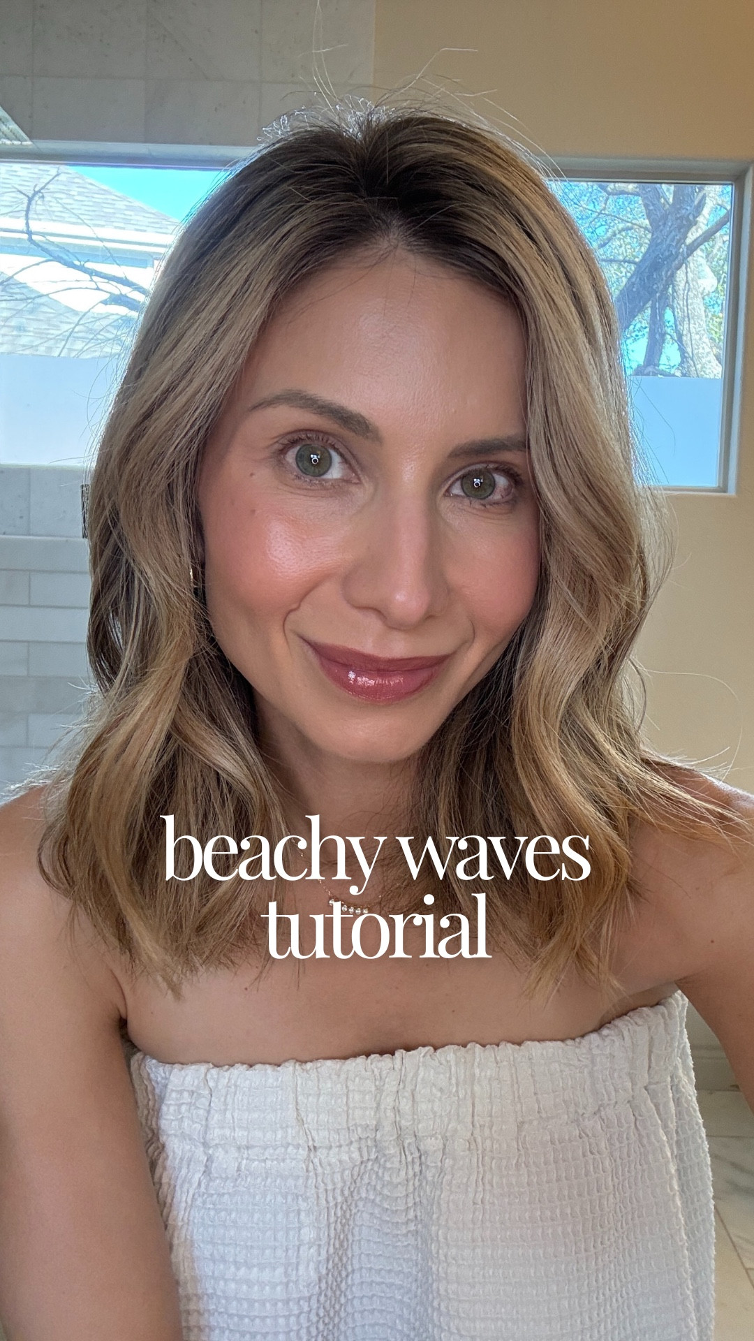 How I create a Beachy wave ✨

#LTKBeauty #LTKWatchNow #LTKOver40