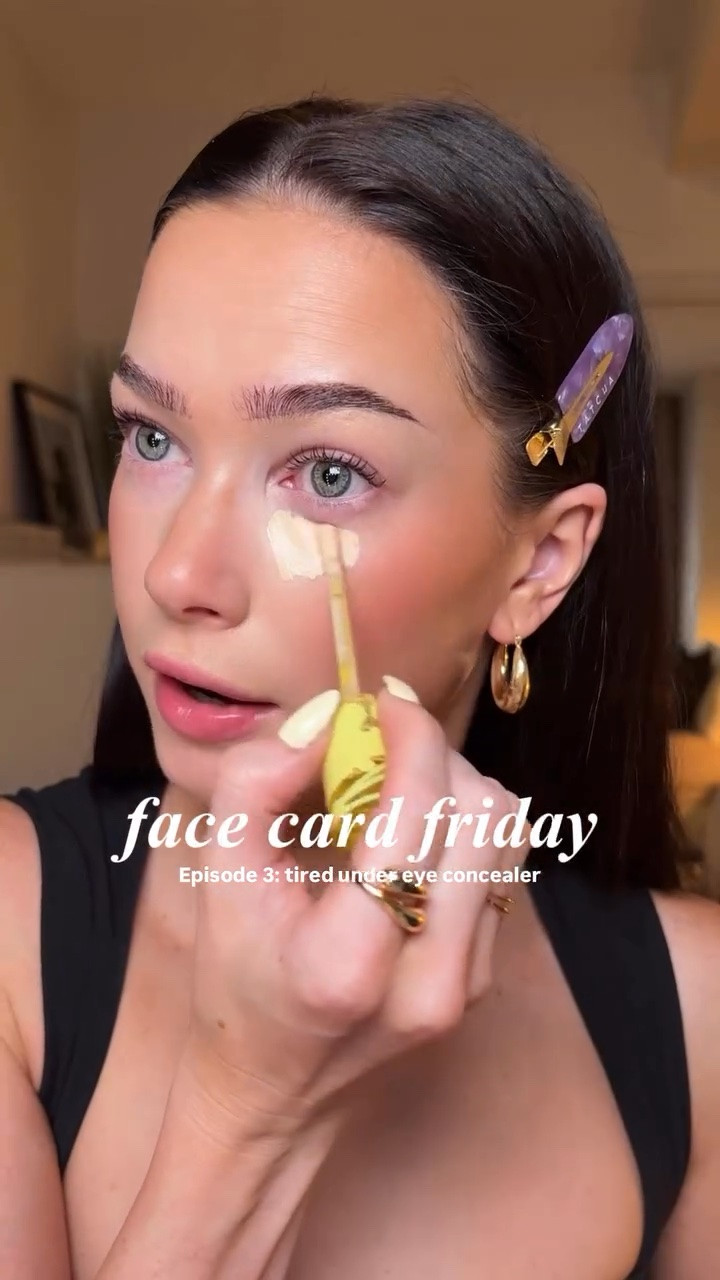 Face Card Fridays: concealer placement 🤍

Grab a fun drink & let’s do our makeup together! This is your face card tutorial 🤏🏻

your concealer might be making you look more tired… but good makeup is technique, not just product 😉

today’s face card details: 
✨ @kosas revealer concealer 1.5C ✨ @maccosmeticscanada colour corrector- pink 
✨ @kosas cloud set powder 
🍹drinking: @cottagesprings watermelon vodka soda

Same time next Friday 🤍

#concealerhack #concealertutorial #makeuptutorial #facecard 

Concealer placement tutorial for a lifted, brighter under eye without cakey creasing, makeup in your 30s, late 20s makeup tips