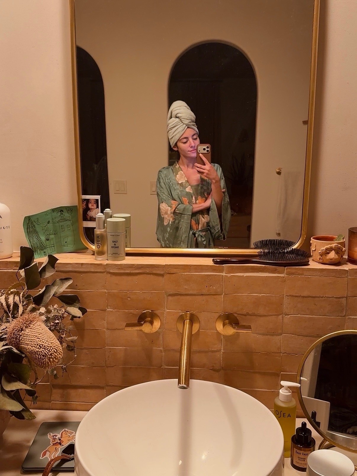 Evening routine: a beautiful robe and some of my favorite skincare  

#LTKdayinmylife #LTKBeauty