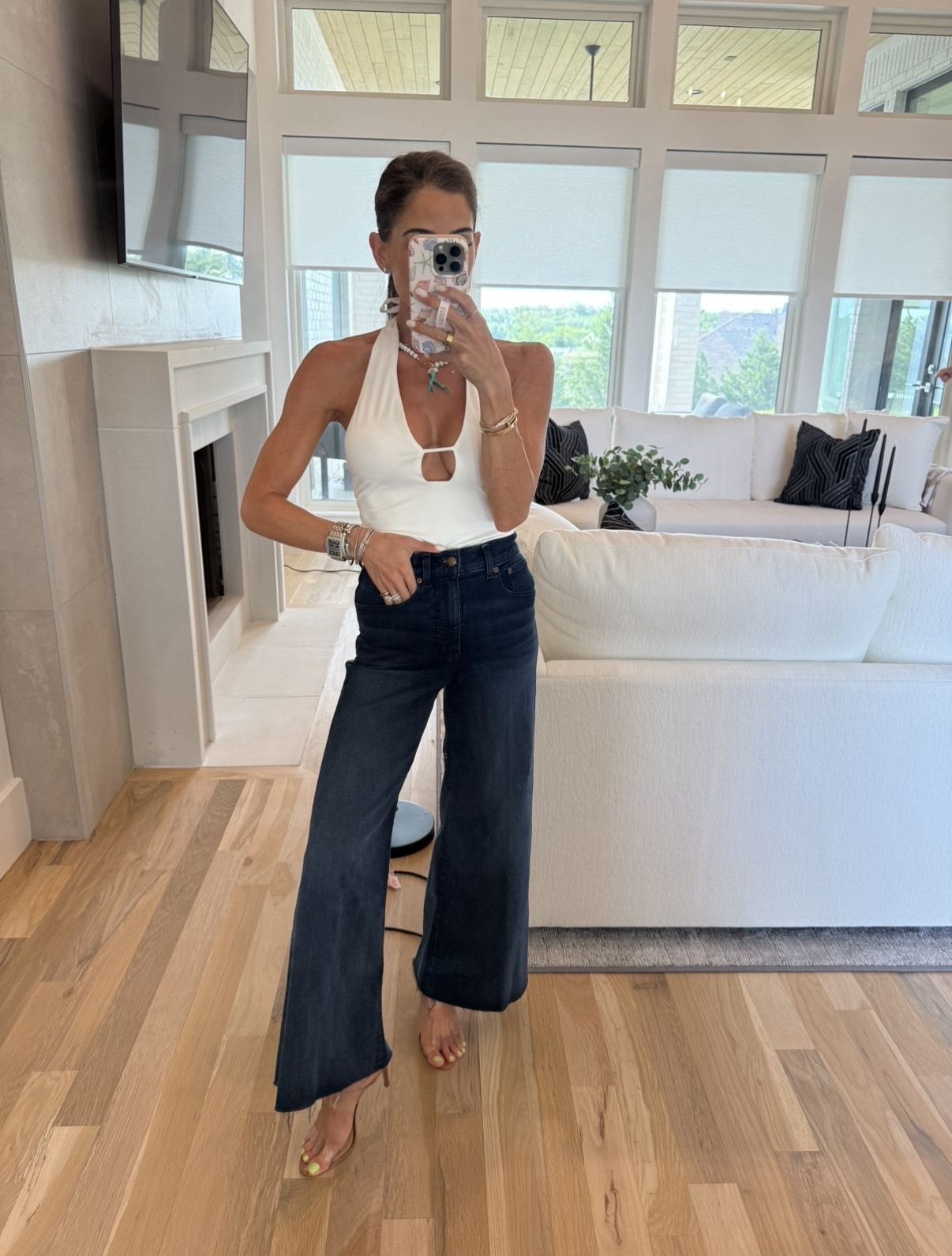Cropped petite friendly jeans size 23 summer outfit NSale

#LTKPetite #LTKSaleAlert