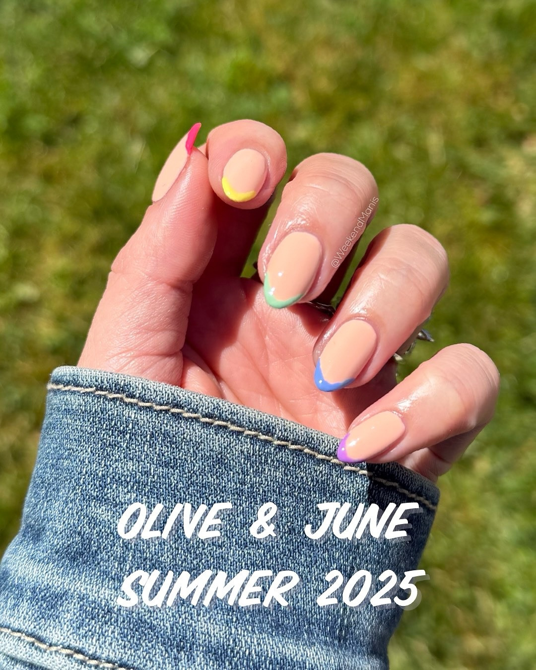 The @oliveandjune Summer 2025 polish shades 🤩 (gifted) 

I’ve painted 4 out of the 6 new colors, but I also wanted to have a way to see them all together. 🌈 

In the first two pictures, I’m wearing: It’s Serving Melon Cocktails as a base, with Tennis Skirt, Rally Ready, Aced It, Game Set Mani, and Love All as quick French tips.

What color are you most excited about? I am loving wearing Tennis Skirt with Love All on my opposite hand, but Rally Ready is a top fave as well! 😍

If you use my ambassador link, please send me a message 🙏 🥰

Use CARINA20 for 20% off first Olive and June Systems. Link in bio ♥️ I am so grateful whenever you shop through my link!

#oliveandjune #oliveandjunepartner #oliveyourmani #theinstantmani #pressonnails #ojnails #perfectnails #diymanicure #💅byPoppy #olivemymani #WeekendManis #quickdry #summernails #naturalnails #cuticlecare #oliveandjunegamesetmani #oliveandjunetennisskirt #oliveandjunerallyready #oliveandjuneacedit #oliveandjuneloveall #oliveandjuneitsservingmeloncocktails

#LTKBeauty #LTKFindsUnder50 #LTKselfcare