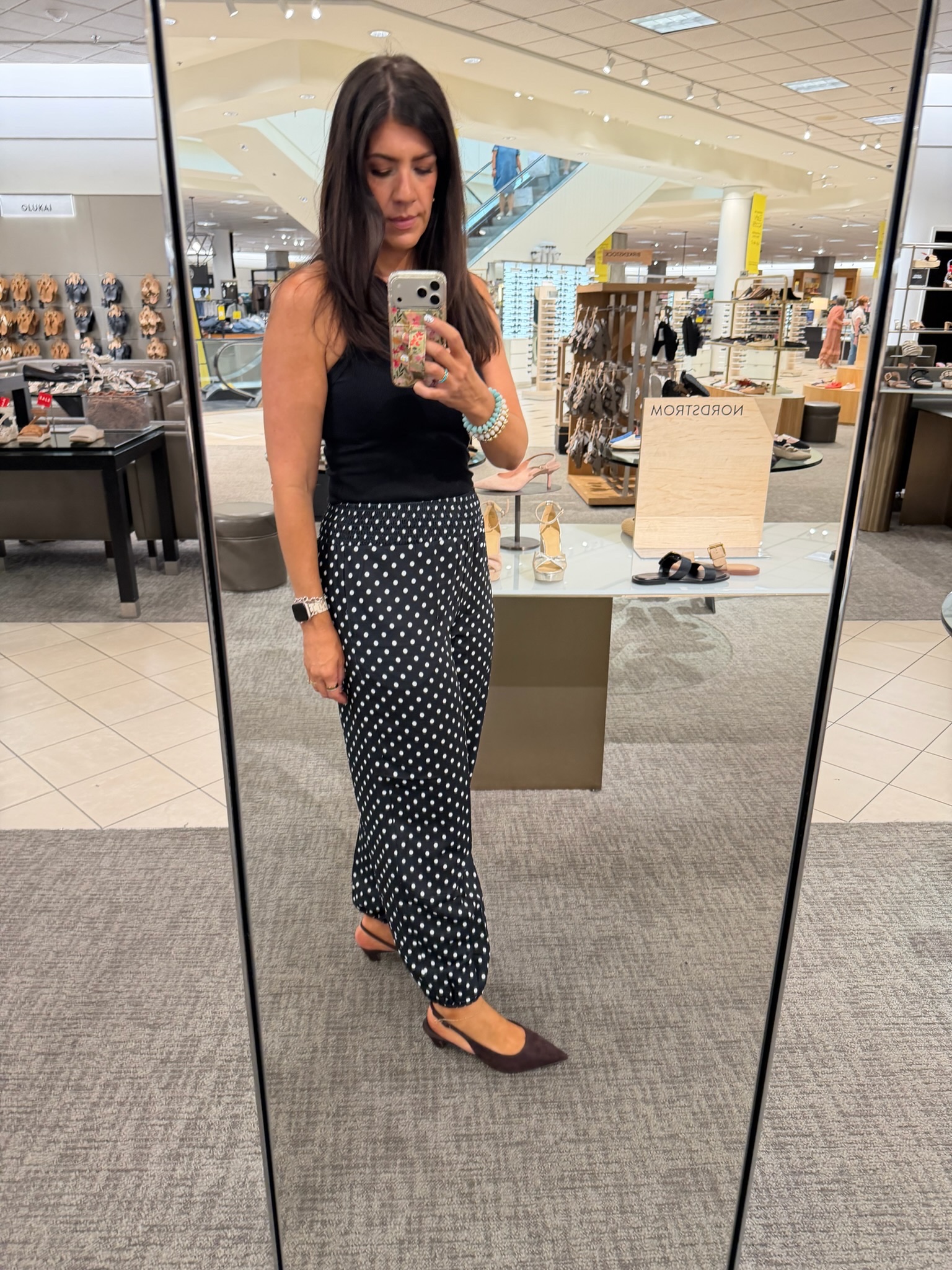 Loving this shoe from Nordstrom!! 
Nordstrom Sale finds 🤍 Fall shoes

Nordstrom Sale, Nordstrom Anniversary Sale, workwear, midsize fashion, midsize fall outfits, easy outfit ideas, fall outfit inspiration, OOTD, casual style, office outfits, denim, wardrobe staples