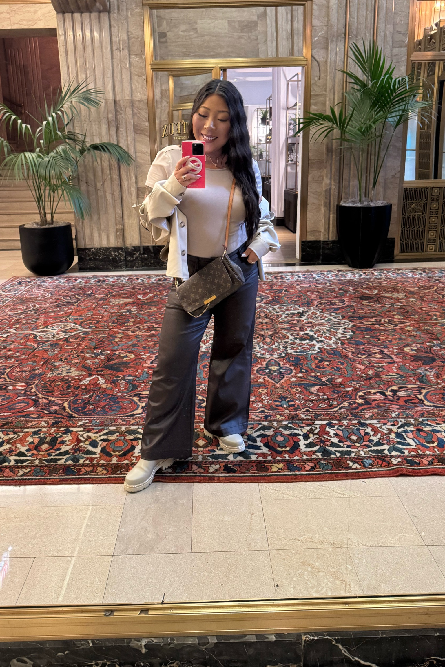 Casual outfit for some casual shopping on the Magnificent Mile!🛍️✨

#LTKStyleTip #LTKTravel