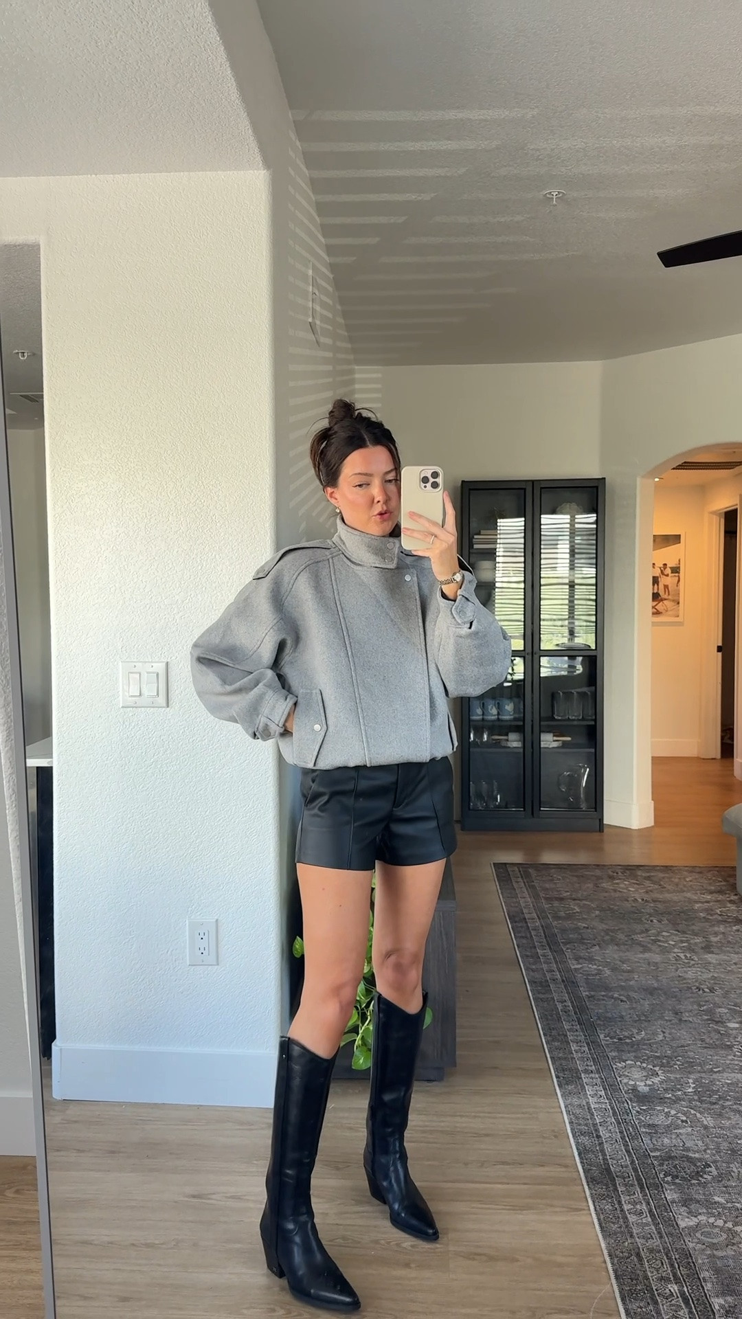 trying on some new Abercrombie items I’ll be wearing all fall and winter! SIZING: I am 5’7” wearing XS in everything except for the cream cable knit which I sized up to a small in for some extra room! True size 25 regular at length in all pants!