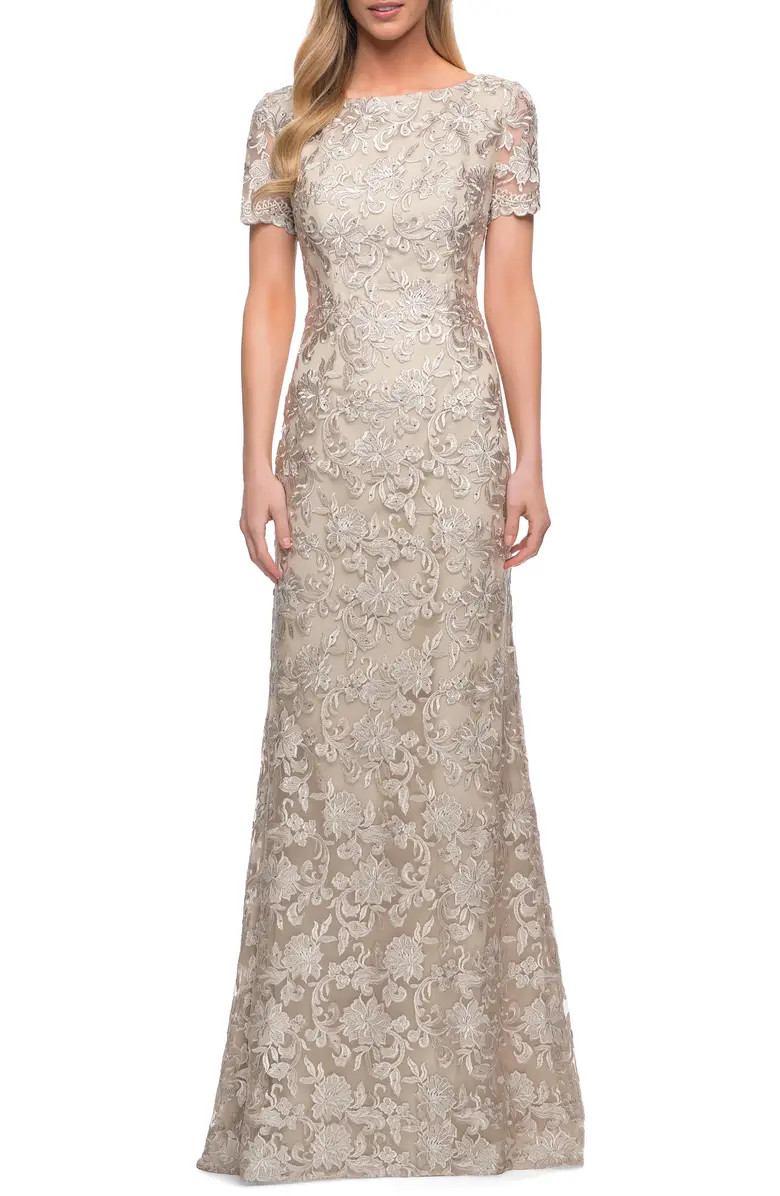 La Femme Lace Short Sleeve Sheath Gown | Nordstrom | Nordstrom