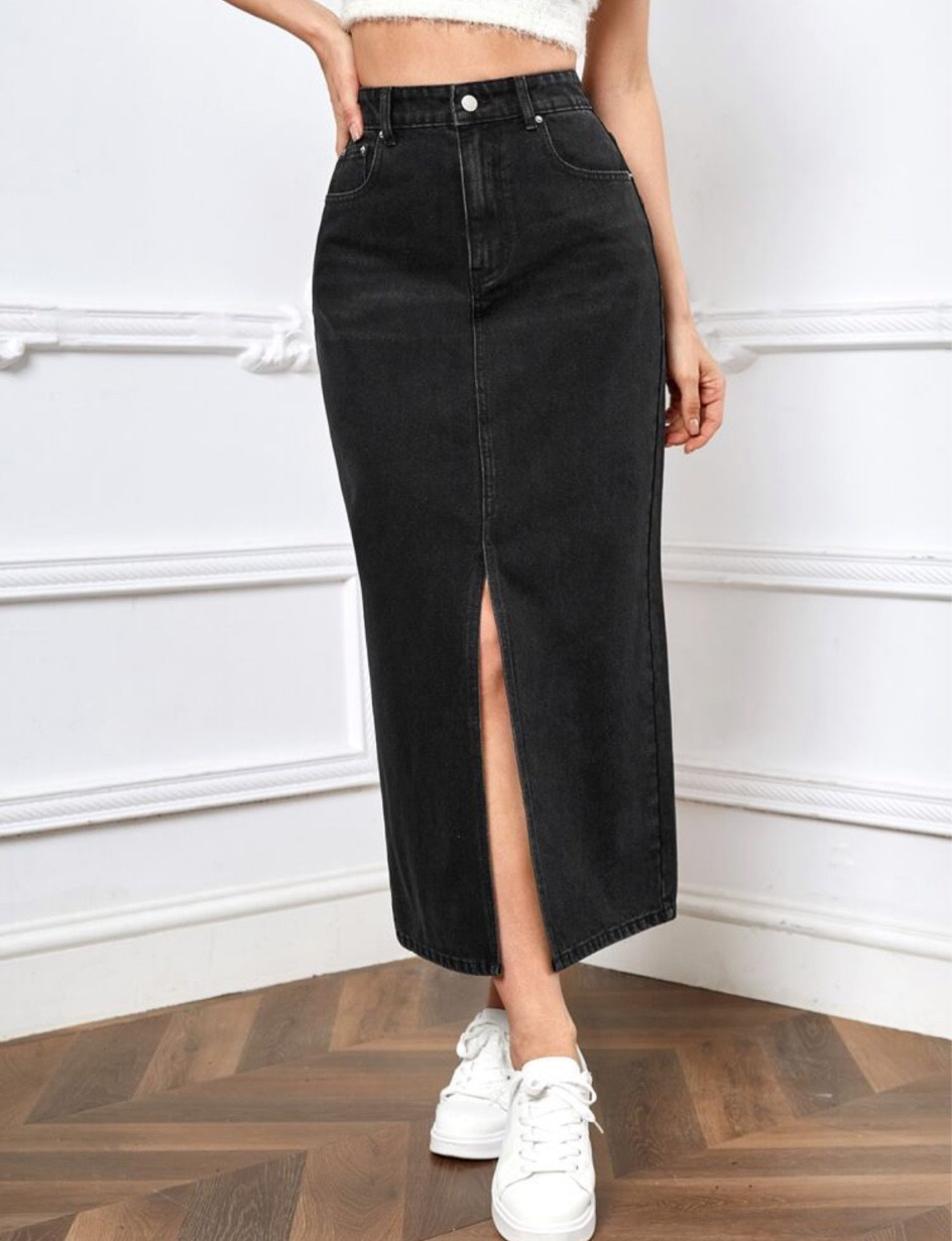 I am loving the denim skirt trend! This is currently in my cart! 

#LTKSale #LTKunder50 #LTKworkwear