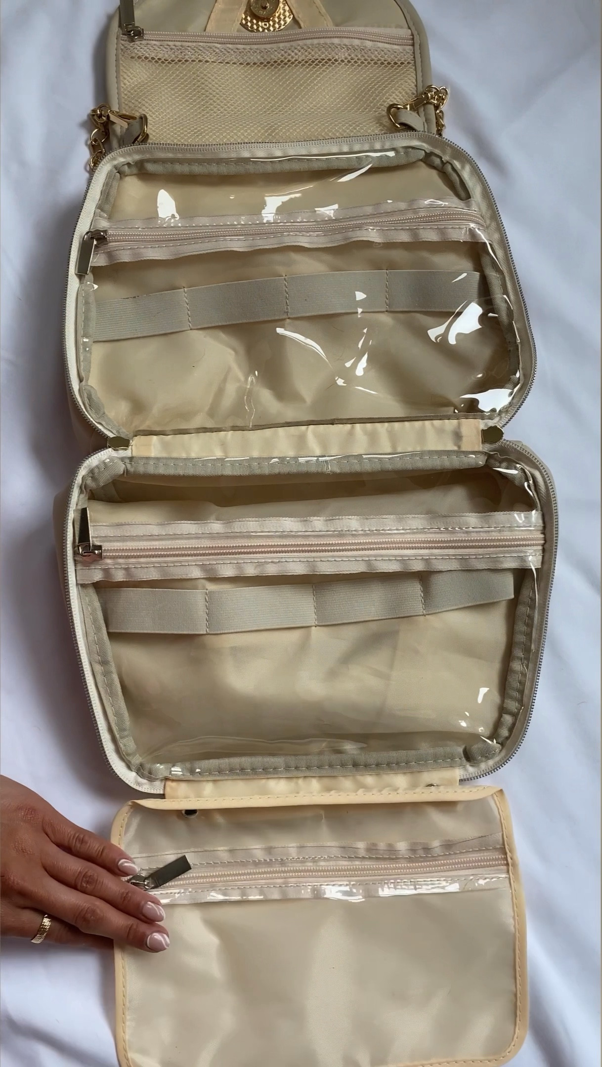 Travel toiletry bag - crossbody bag 

#LTKfindsunder50 #LTKtravel #LTKfindsunder100