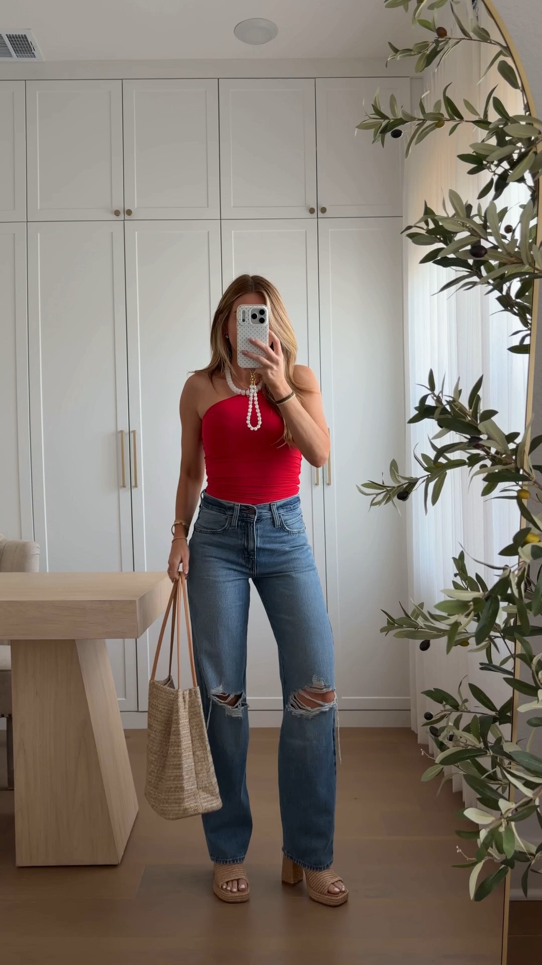 top: xs // jeans:25 (i’m 5’3)