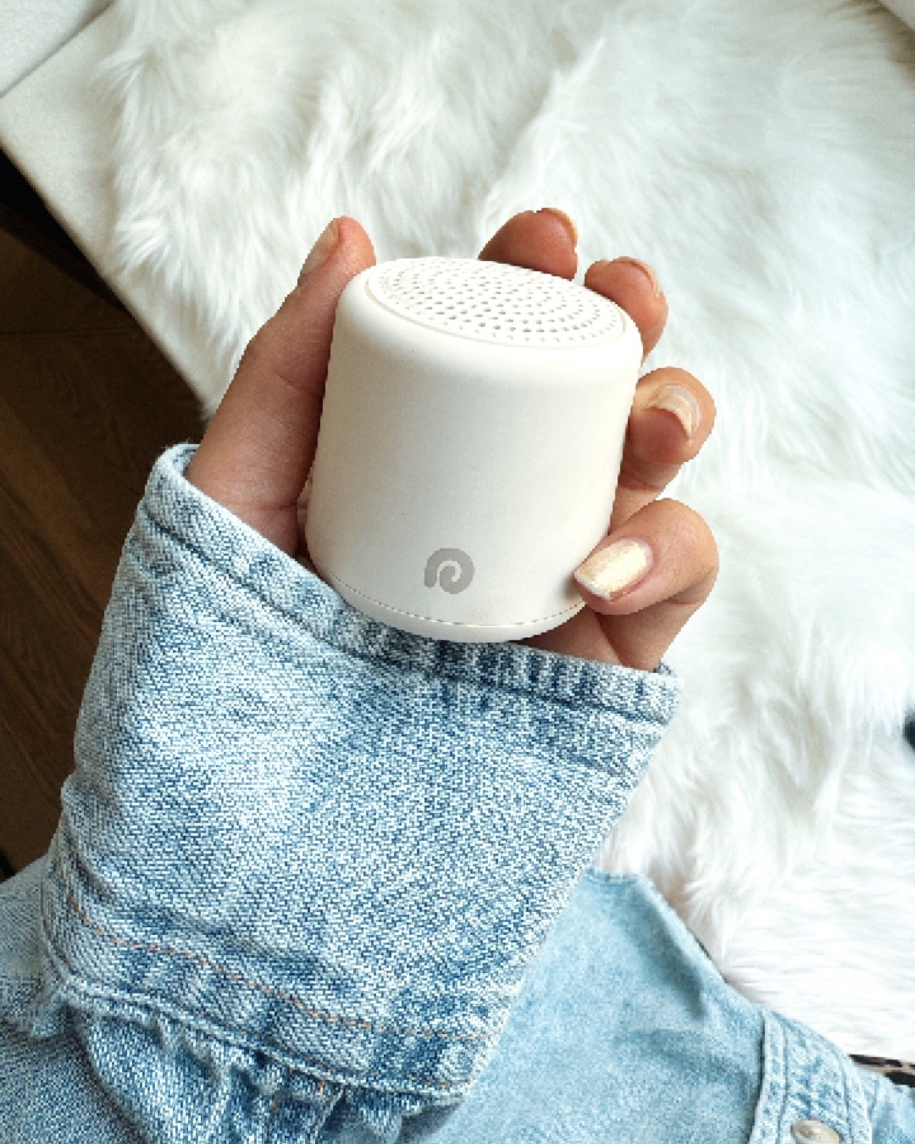 If you’re traveling this holiday season, you need to grab this mini sound machine to your bag! You can use it in the car for littles to take naps, packs a punch even for large rooms you’re sharing with the kids! 

#LTKFindsUnder50 #LTKSaleAlert #LTKmomlife