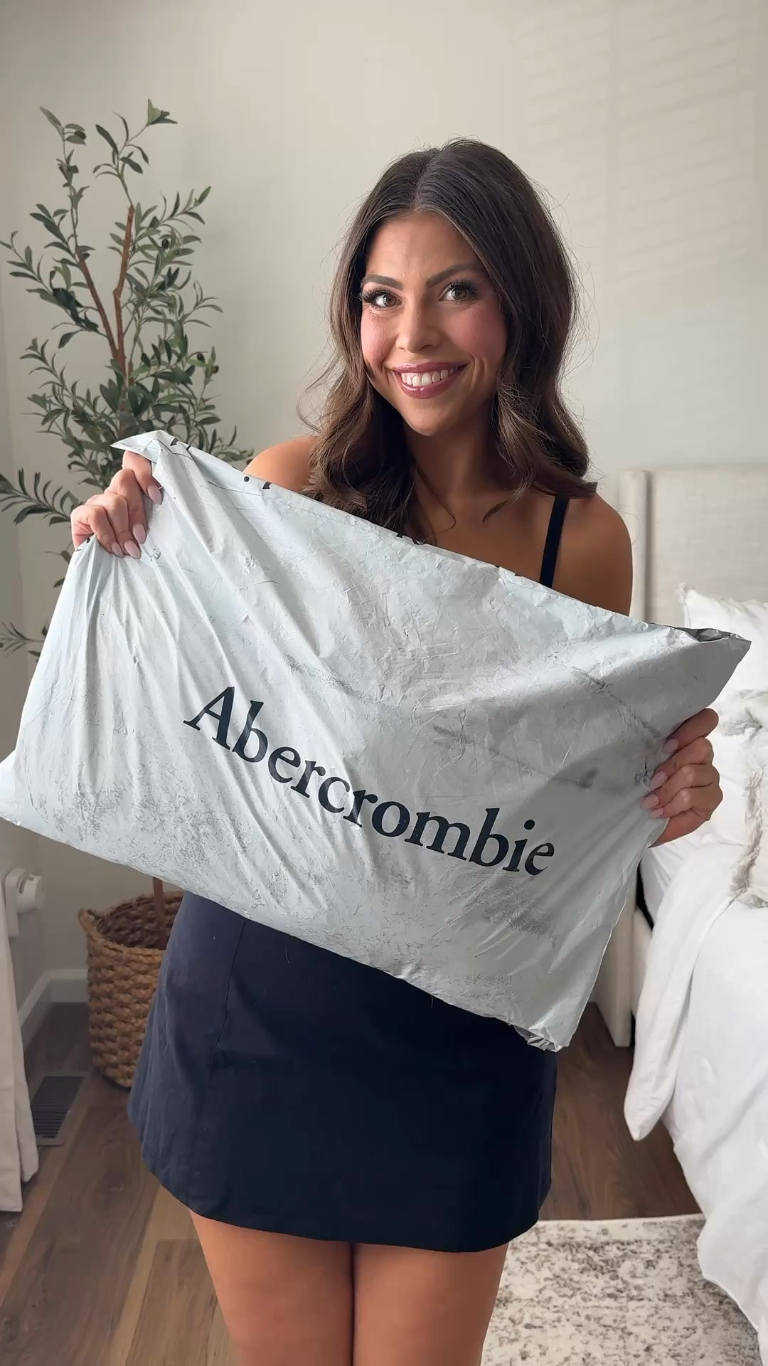 My latest @abercrombie order!📦🤭🤍✨

Sizing:
Size Medium regular in black dress (has built in bra with padding and built in elastic shorts!!)
Size Medium tall in both midi dresses (I am 5’10 for reference)
Size Medium in sweater jacket
Size Medium in white t-shirt 
Size 29 regular in jeans
Size Medium in satin pants 
Size Small in taupe cardigan
Spring outfits, polka dot dress


#LTKSeasonal #LTKSpringSale