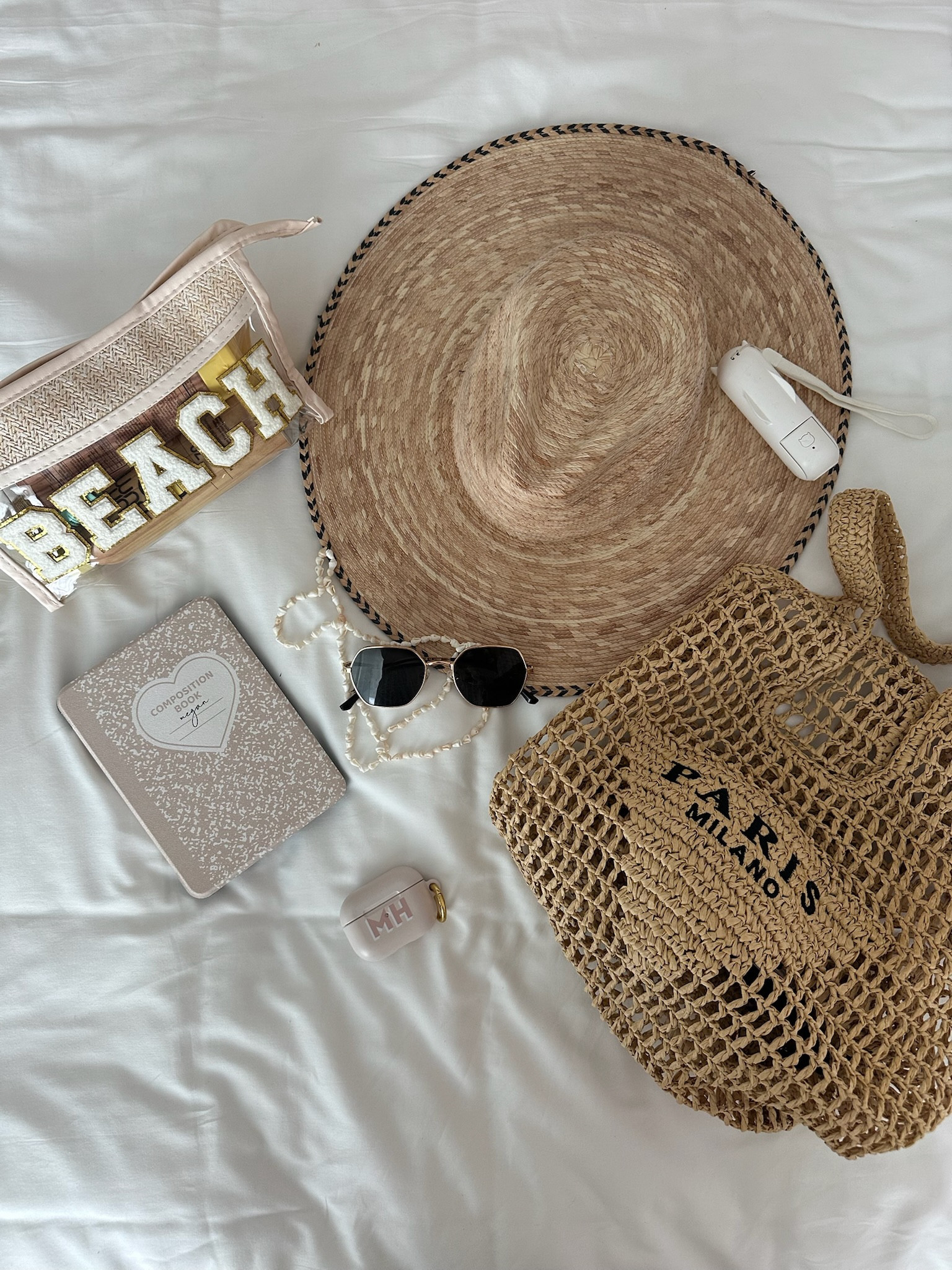 What’s in my beach bag! Beach essentials perfect for spring break vacations 

#LTKTravel #LTKStyleTip