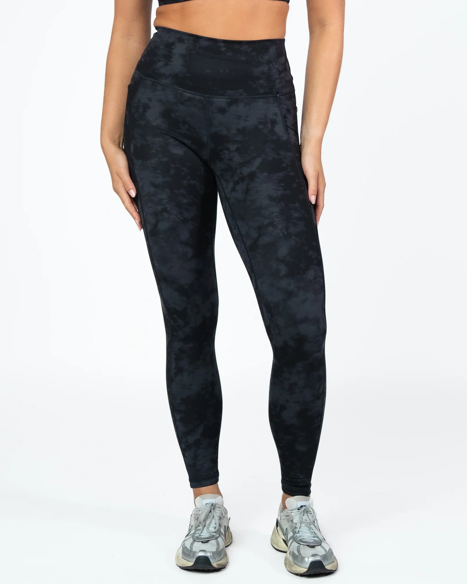 Shakti Leggings (27 in. inseam) - Onyx Tie Dye | Senita Athletics