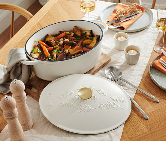 Gusseisen-Bräter, oval, weiß | Tchibo (DE)