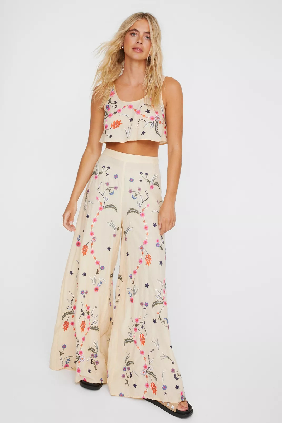Embroidered Wide Leg Pant | Nasty Gal US