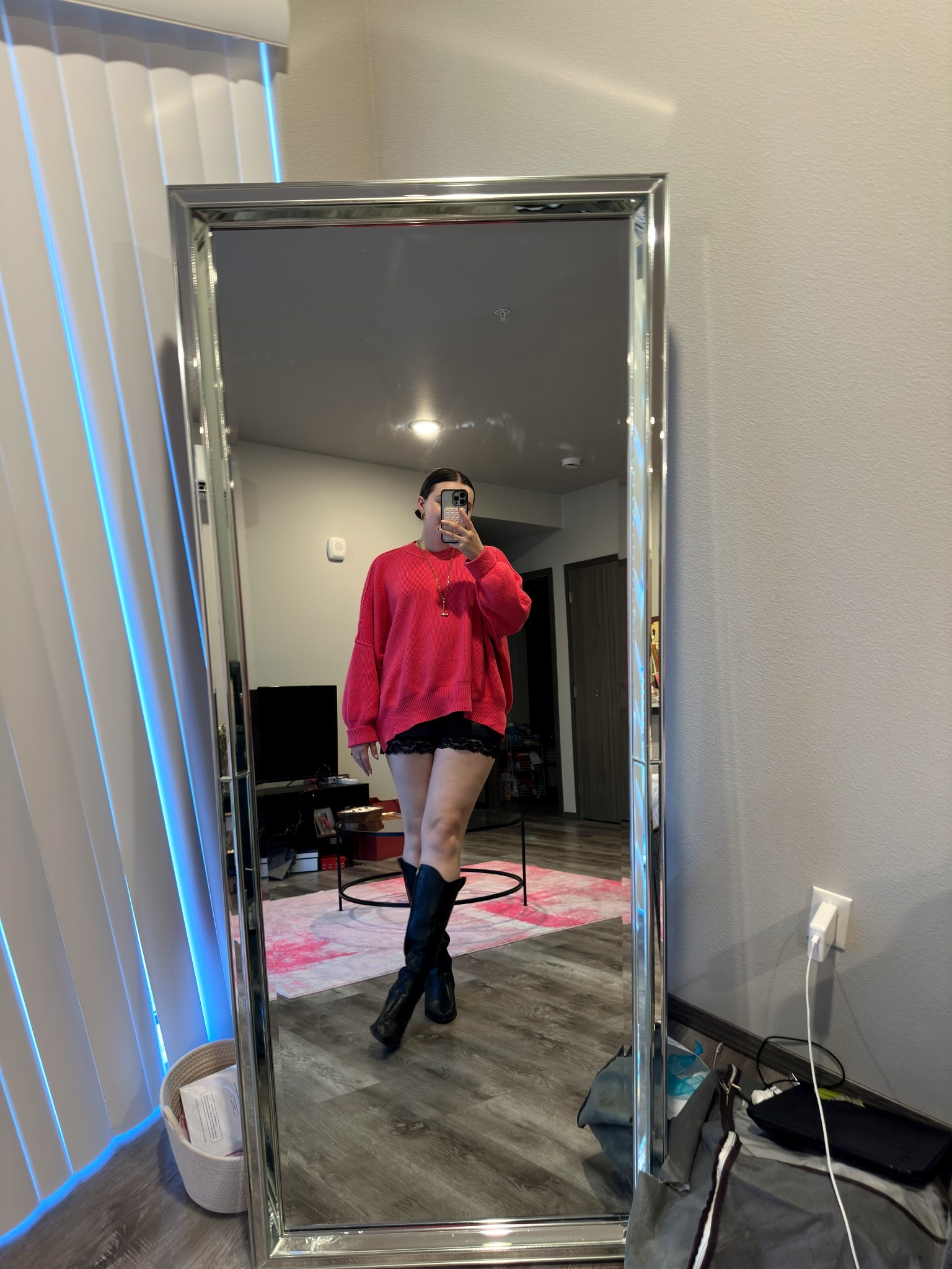 Comfy fall brunch outfit! Featuring my fave satin shorts and sweater 💖

I’m wearing a size S sweater, size XL shorts and size 9 boots

#LTKSeasonal #LTKMidsize #LTKFindsUnder100